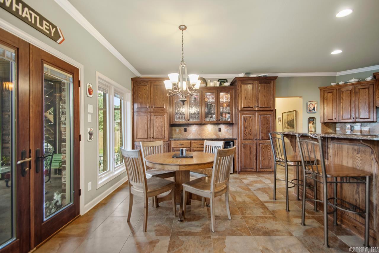 WALNUT POINTE NORTHLAKE SUBDIVIS - Residential