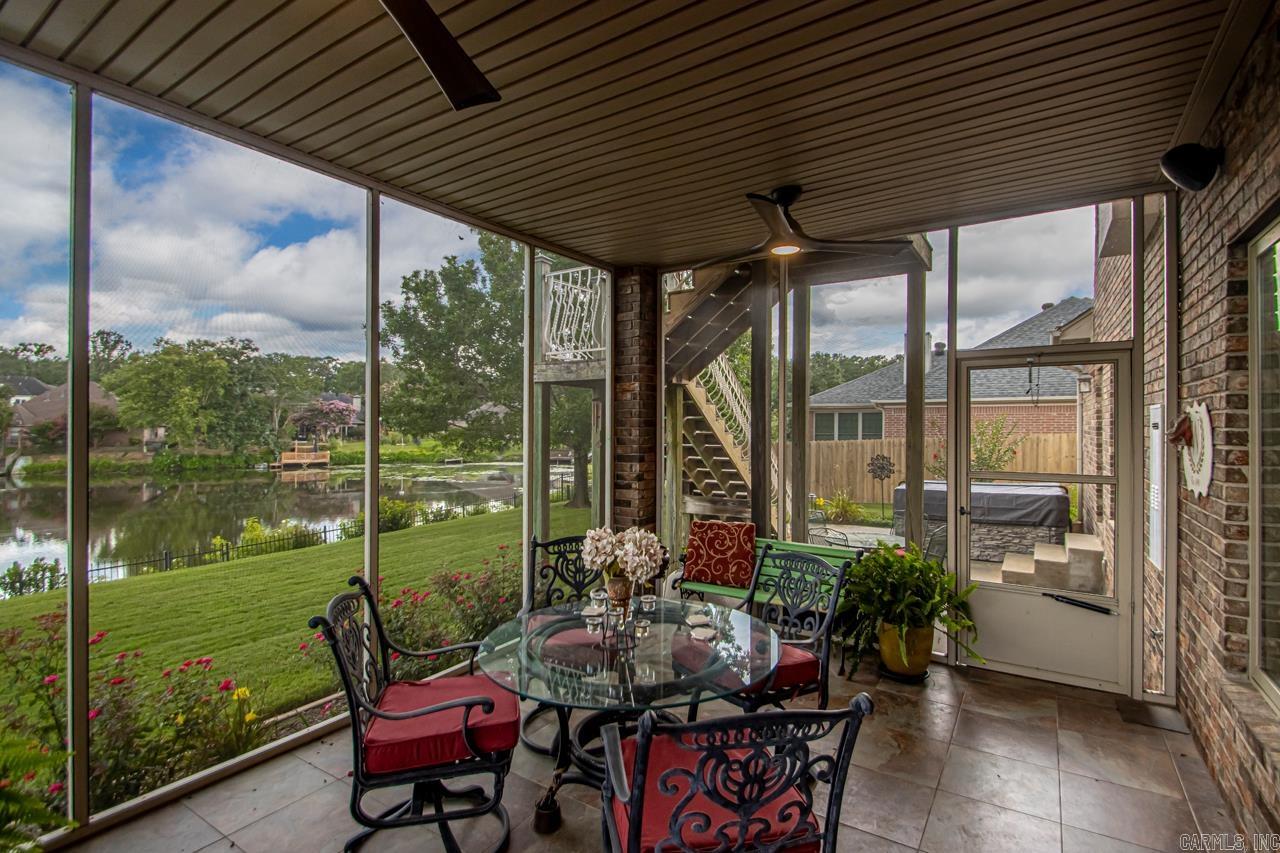 WALNUT POINTE NORTHLAKE SUBDIVIS - Residential