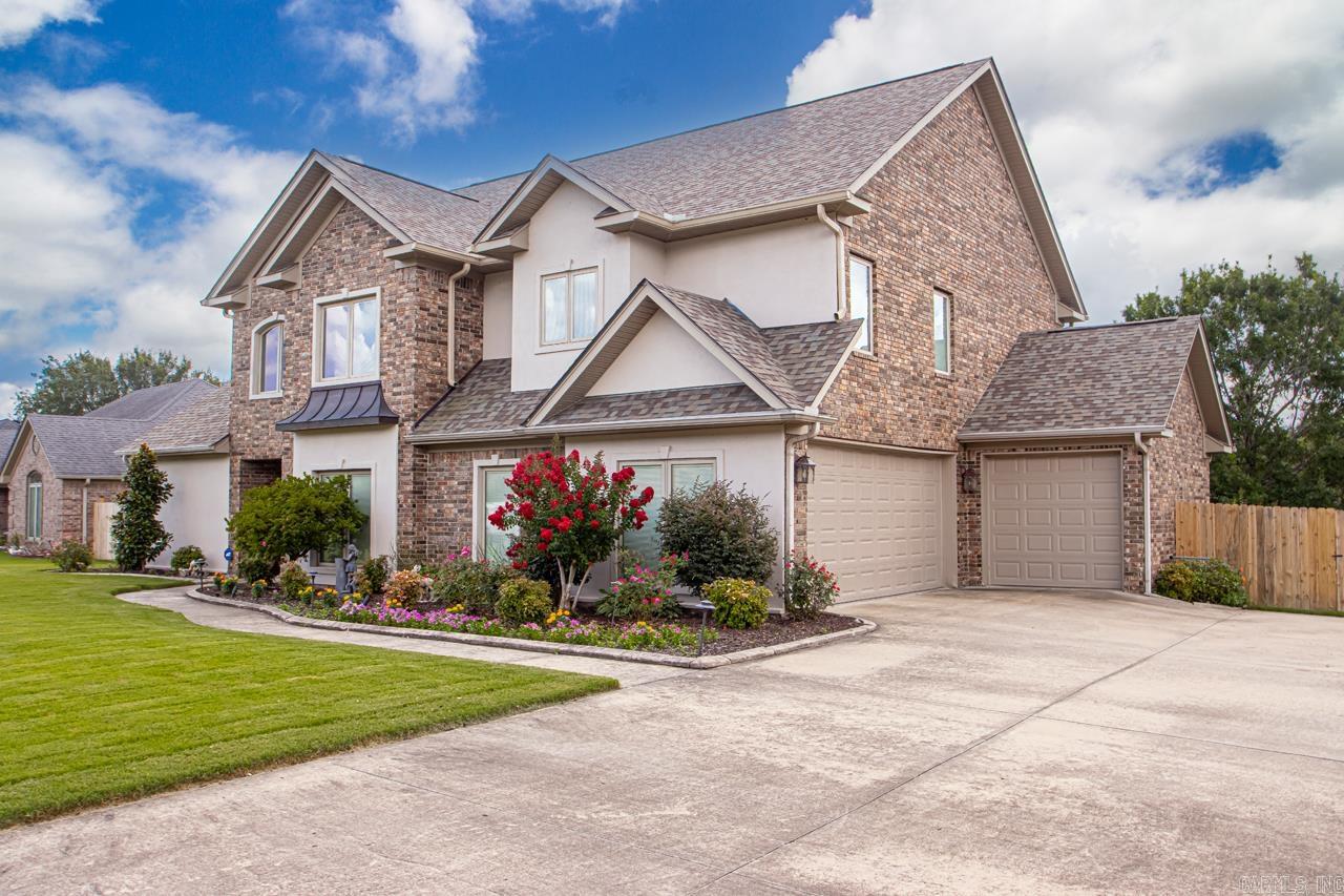 WALNUT POINTE NORTHLAKE SUBDIVIS - Residential