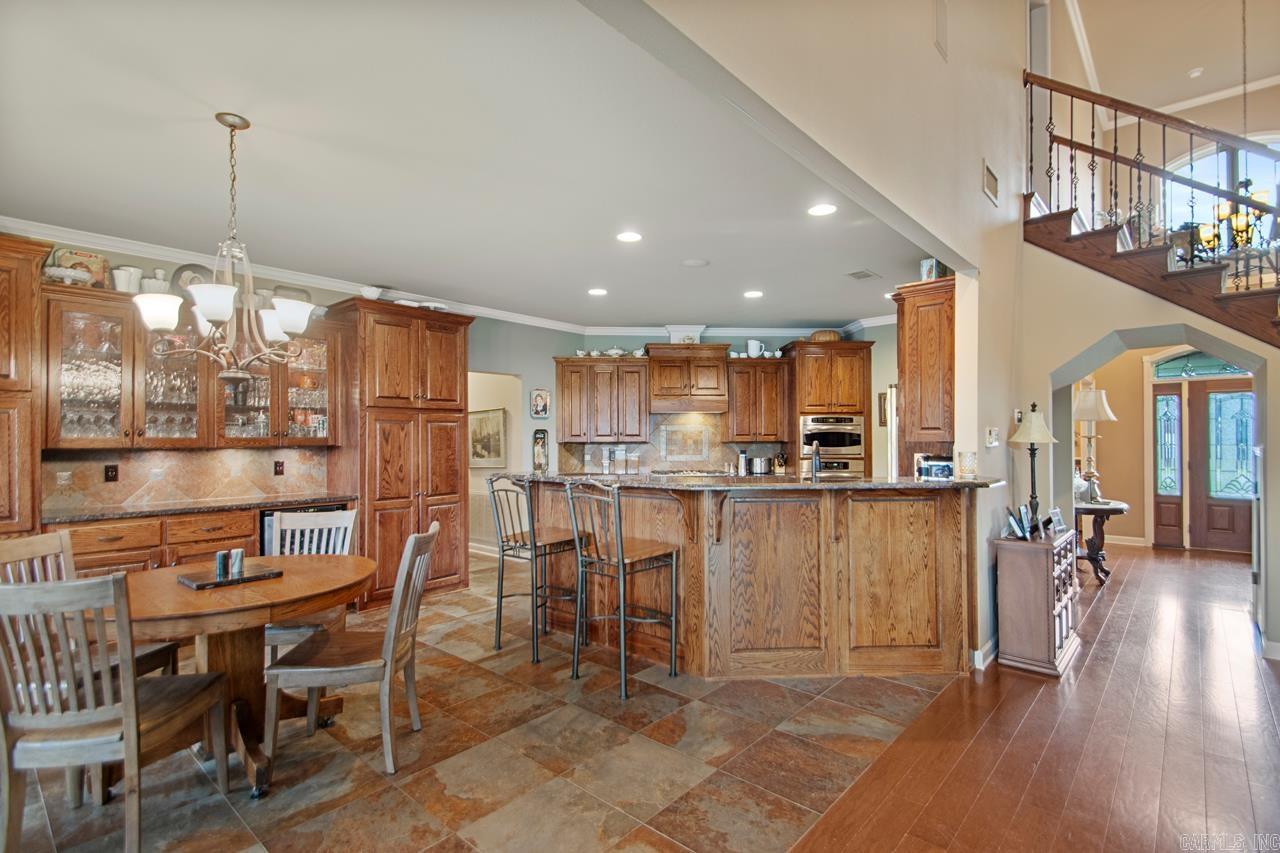 WALNUT POINTE NORTHLAKE SUBDIVIS - Residential