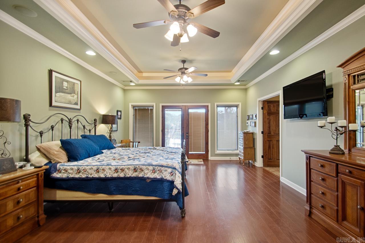 WALNUT POINTE NORTHLAKE SUBDIVIS - Residential