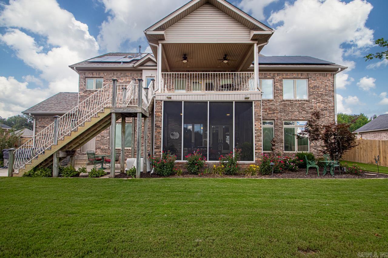 WALNUT POINTE NORTHLAKE SUBDIVIS - Residential