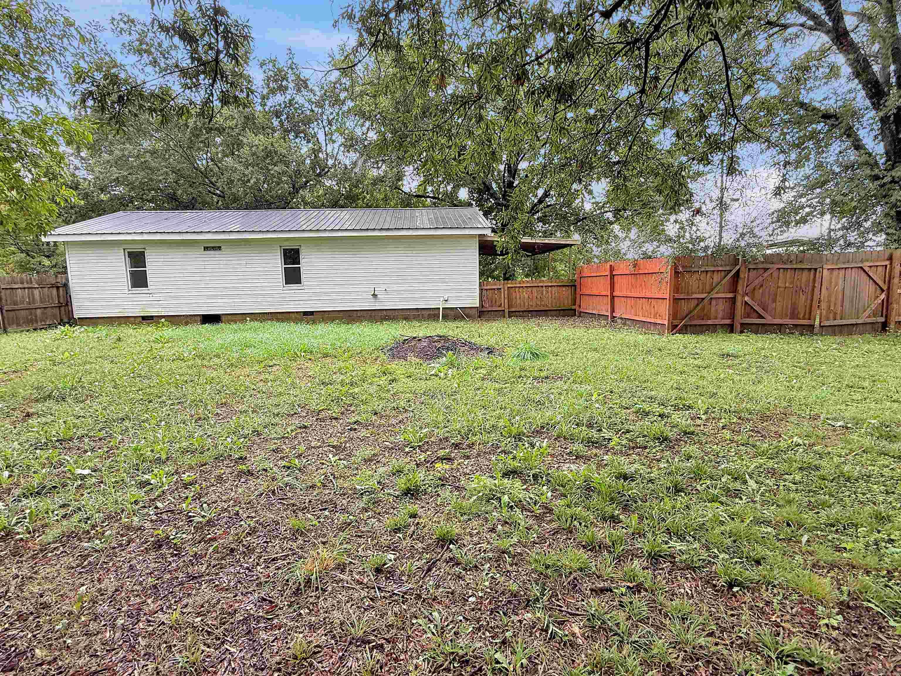 CAULKSVILLE - Residential