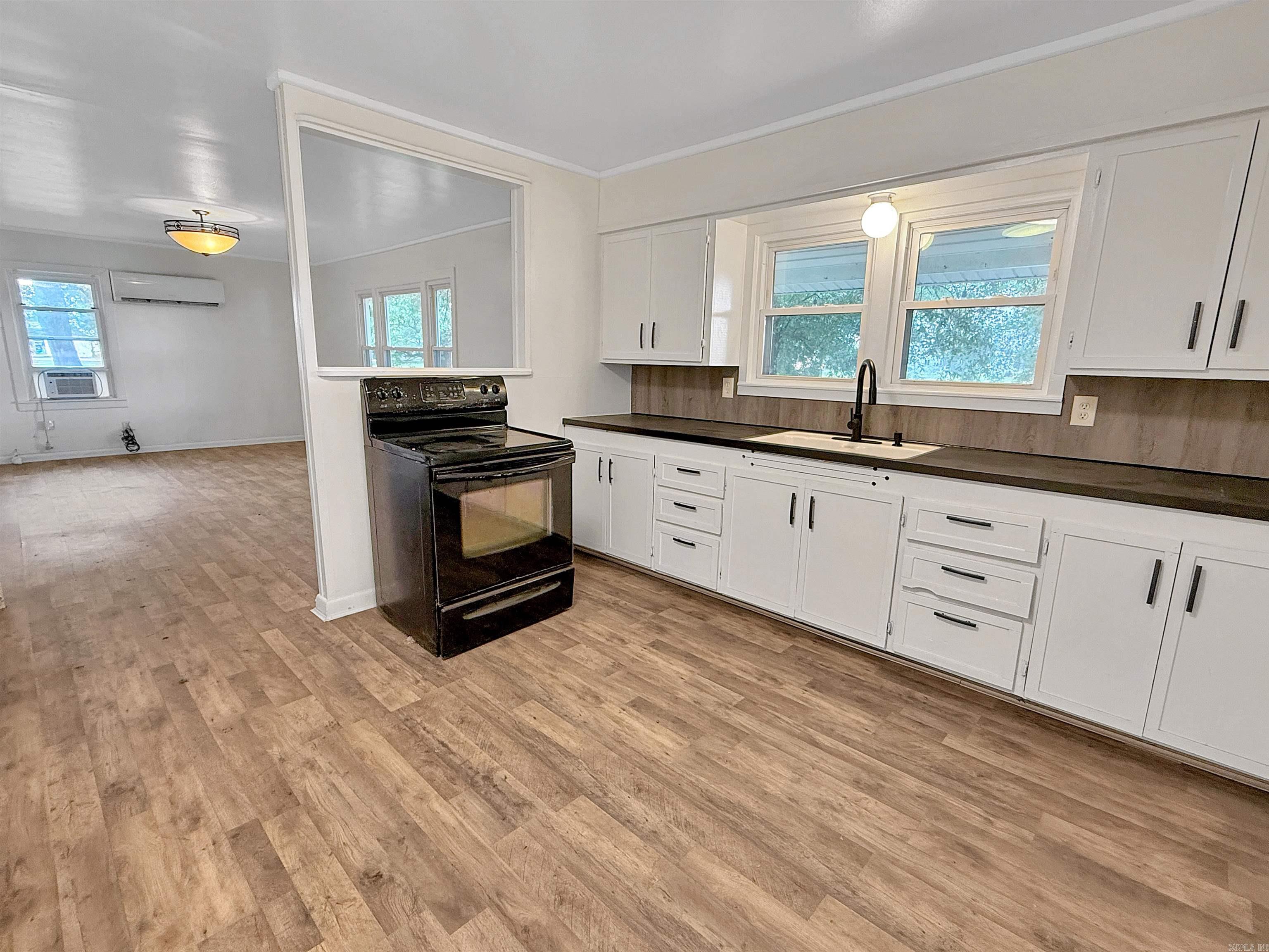 CAULKSVILLE - Residential