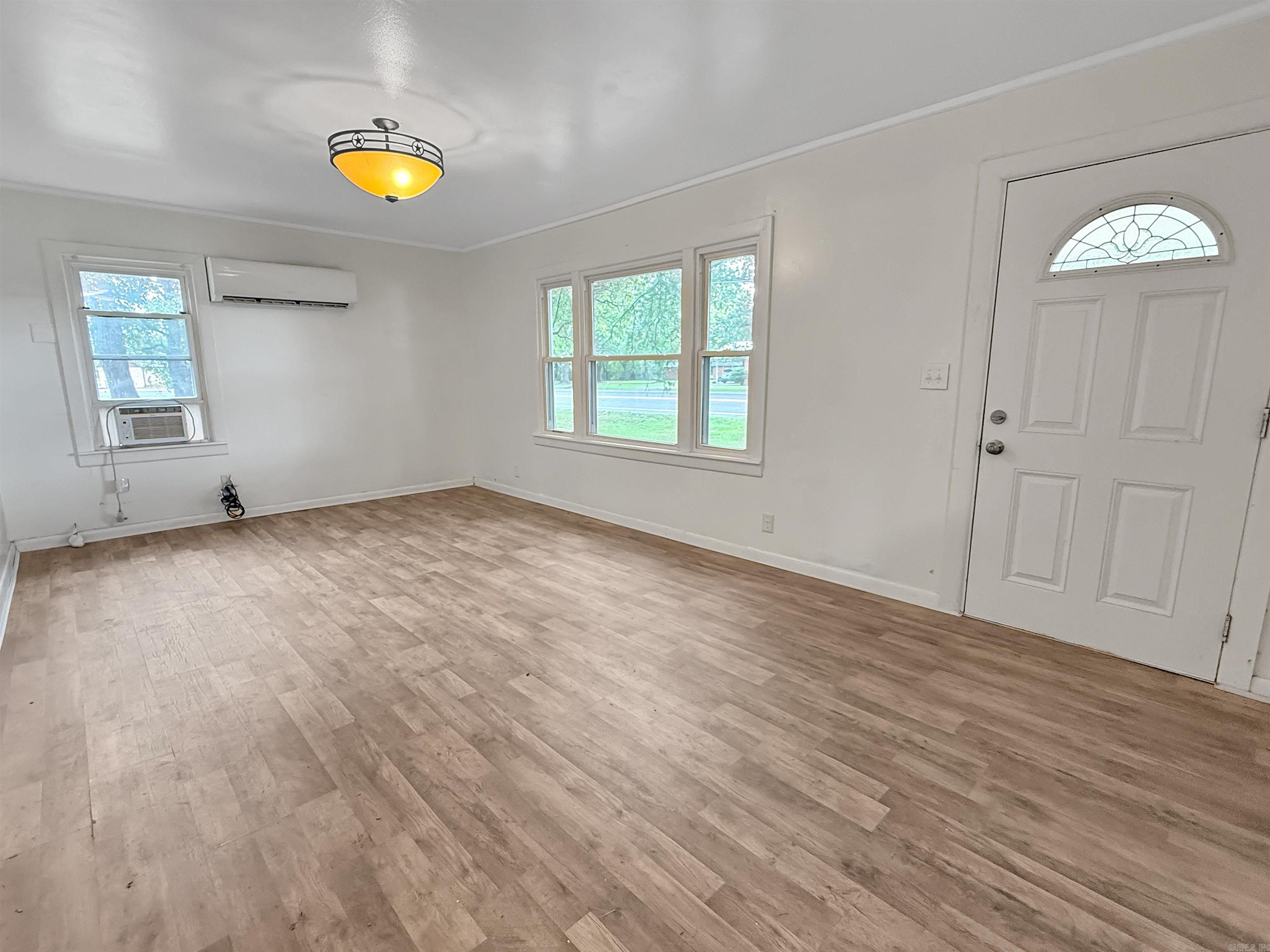 CAULKSVILLE - Residential