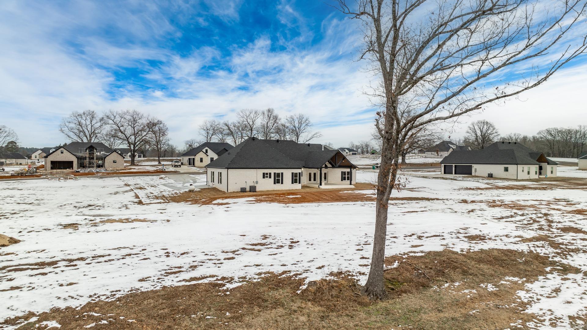 REPUBLICAN VALLEY ESTATES - Residential