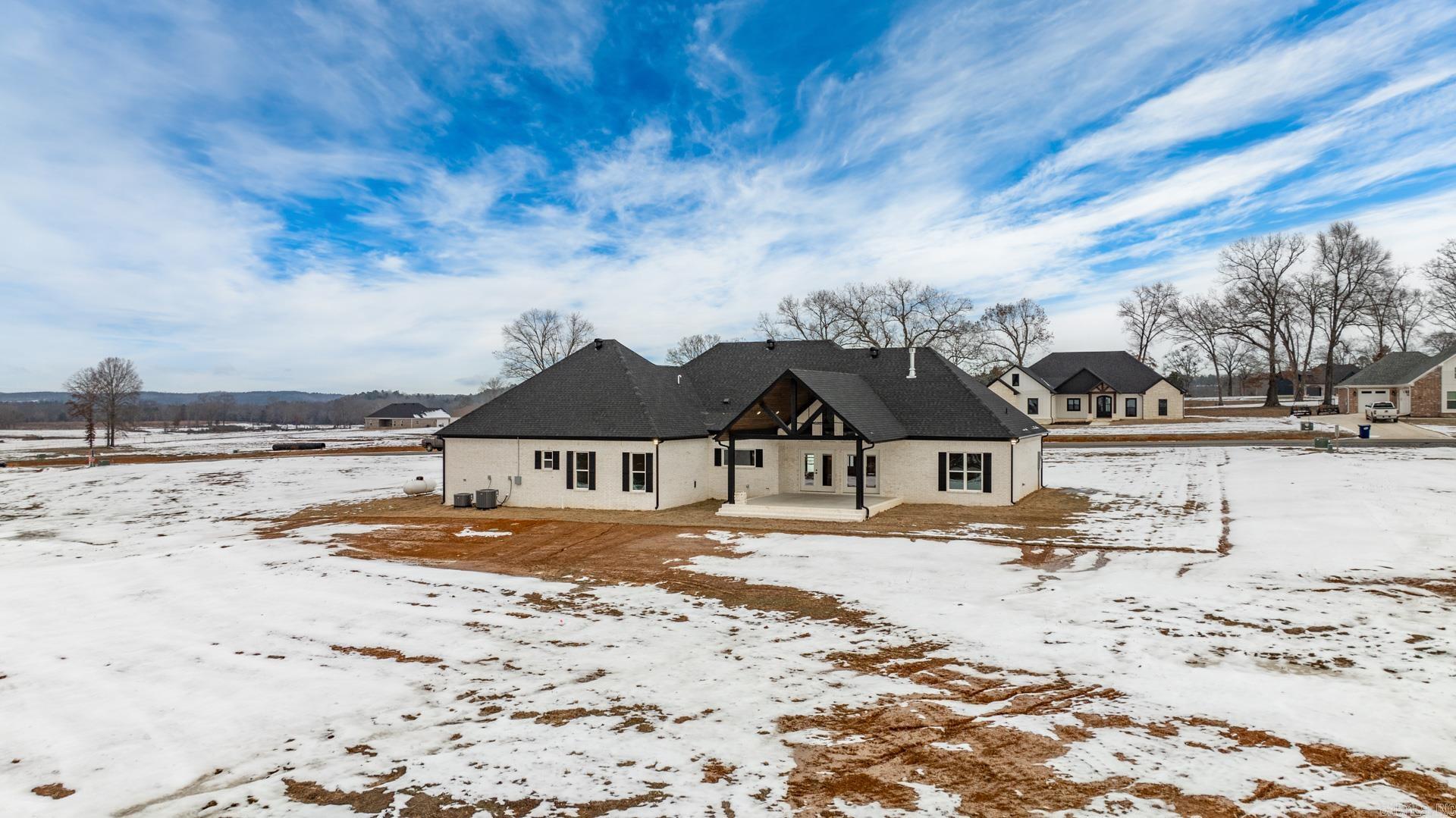 REPUBLICAN VALLEY ESTATES - Residential