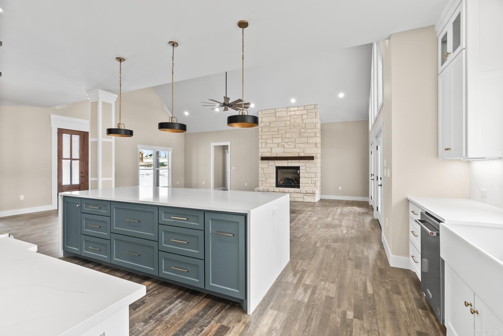 REPUBLICAN VALLEY ESTATES - Residential