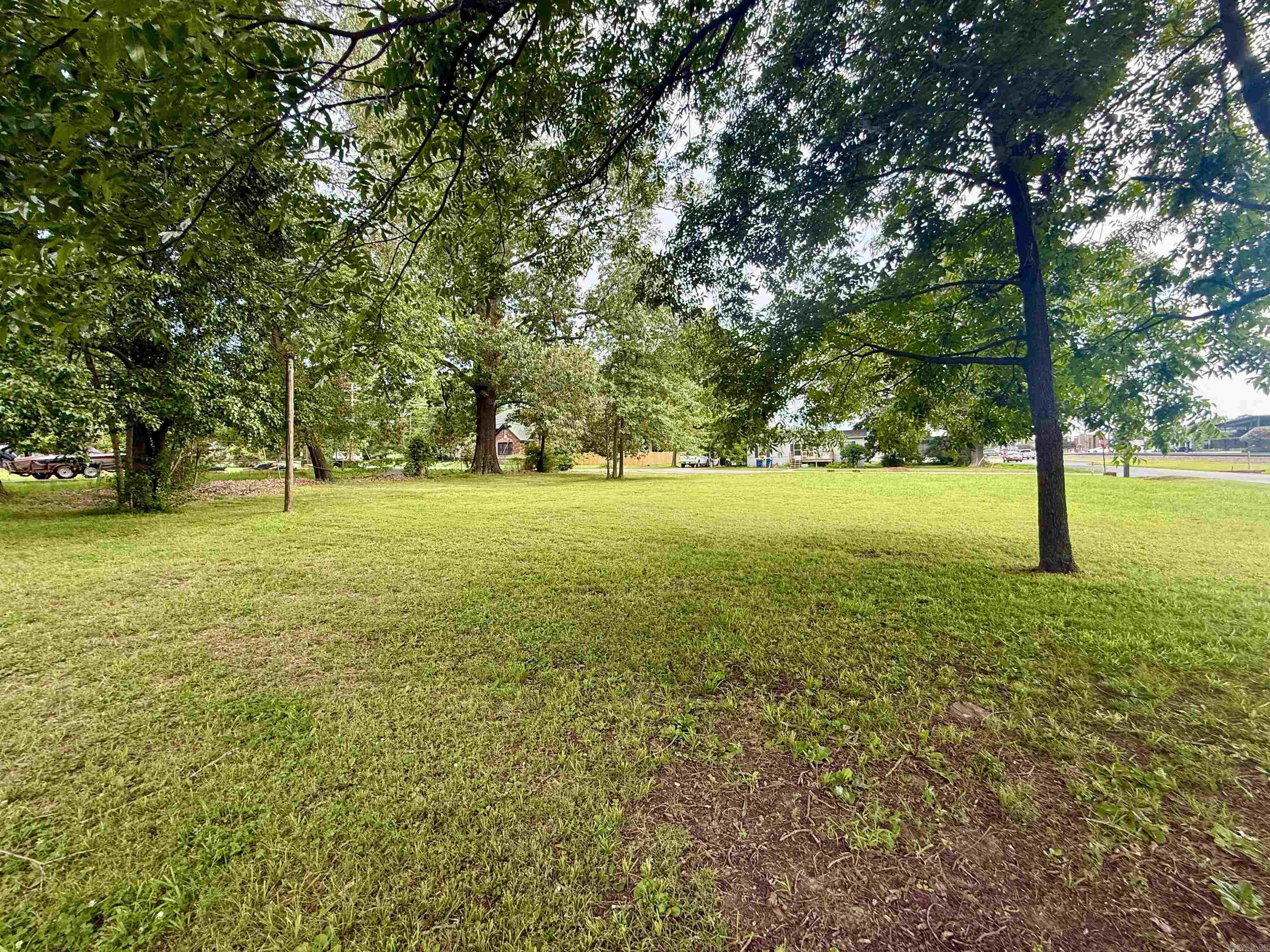 OT Cabot - Commercial Sale