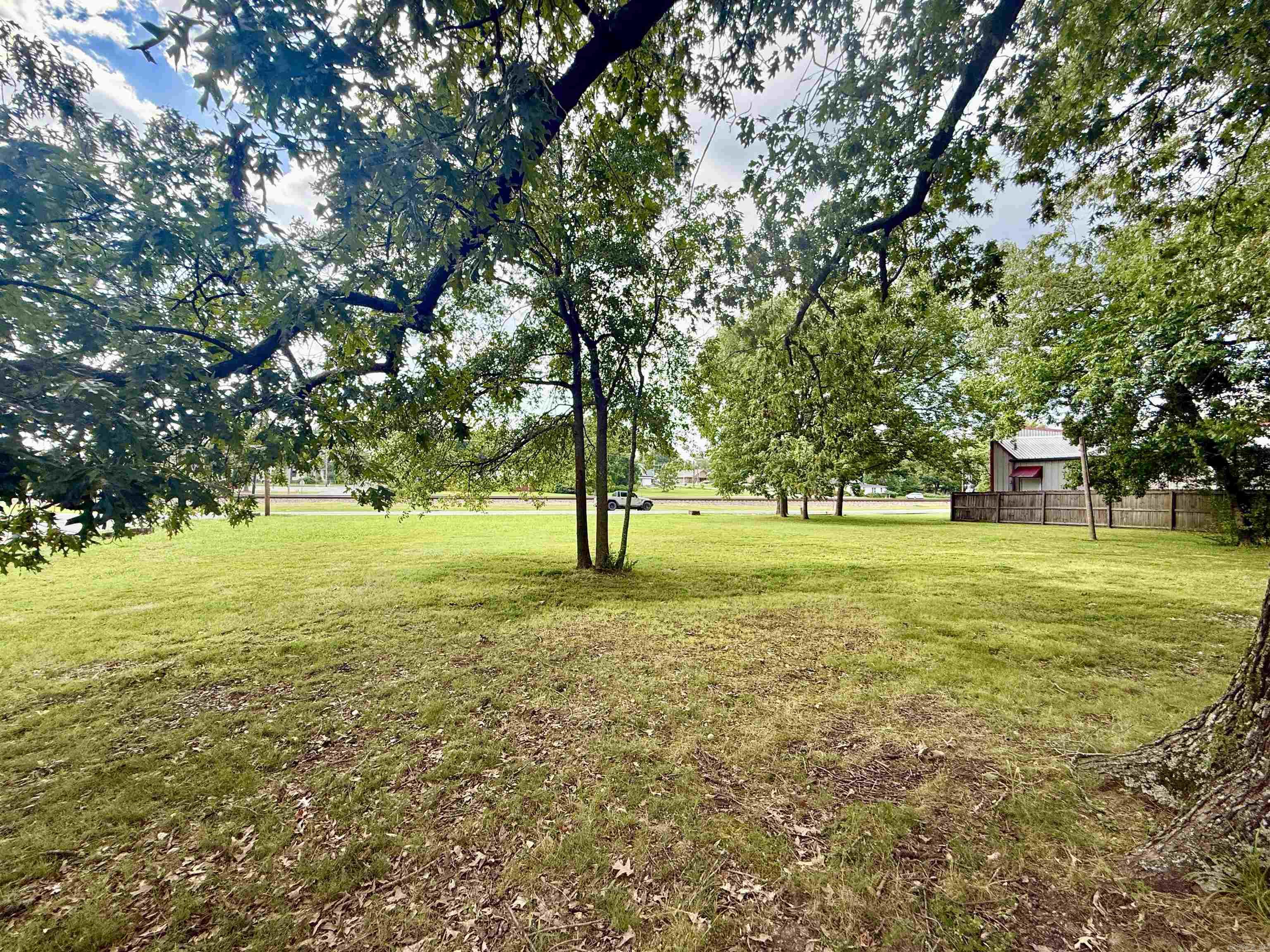 OT Cabot - Commercial Sale