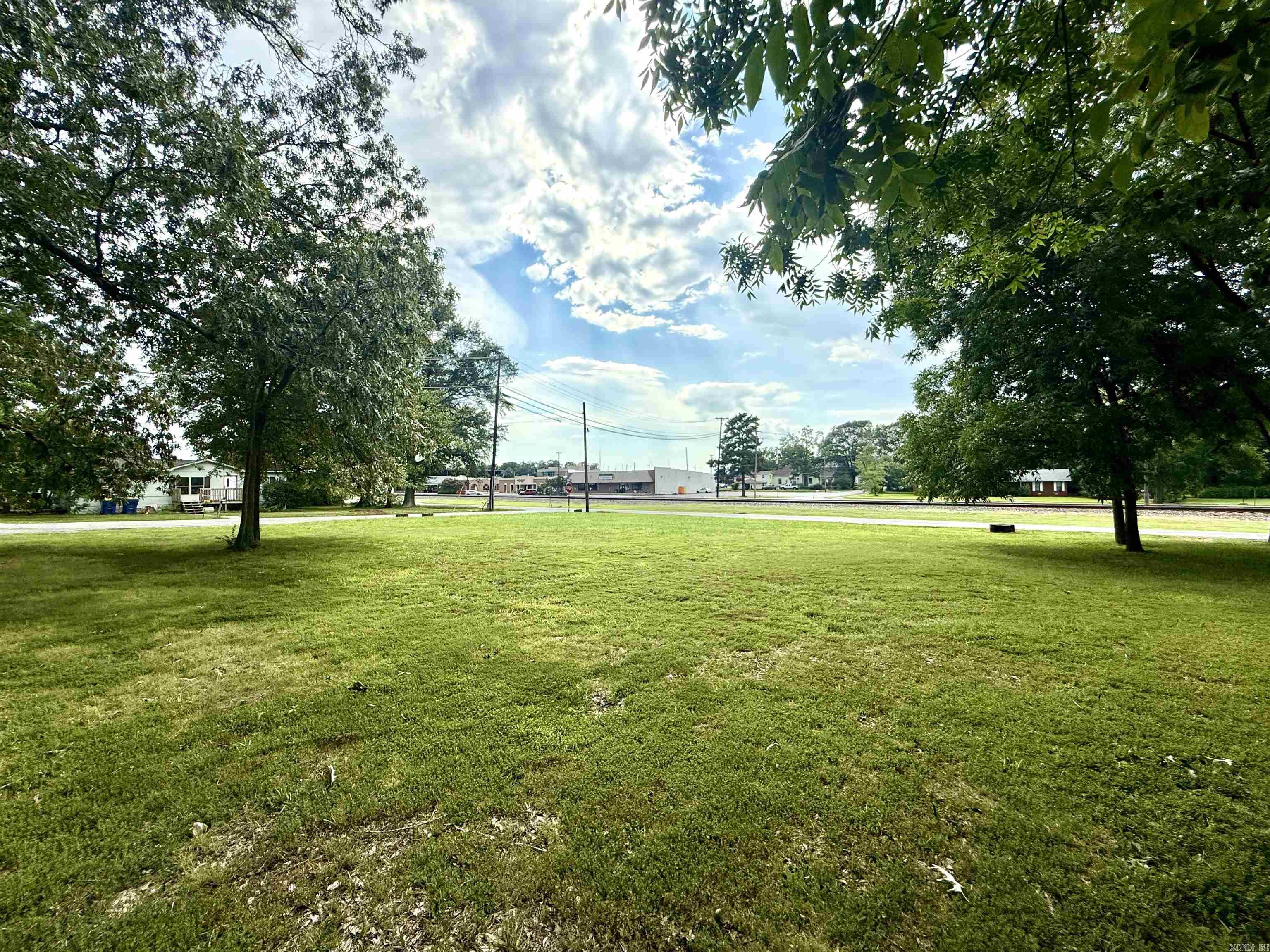 OT Cabot - Commercial Sale