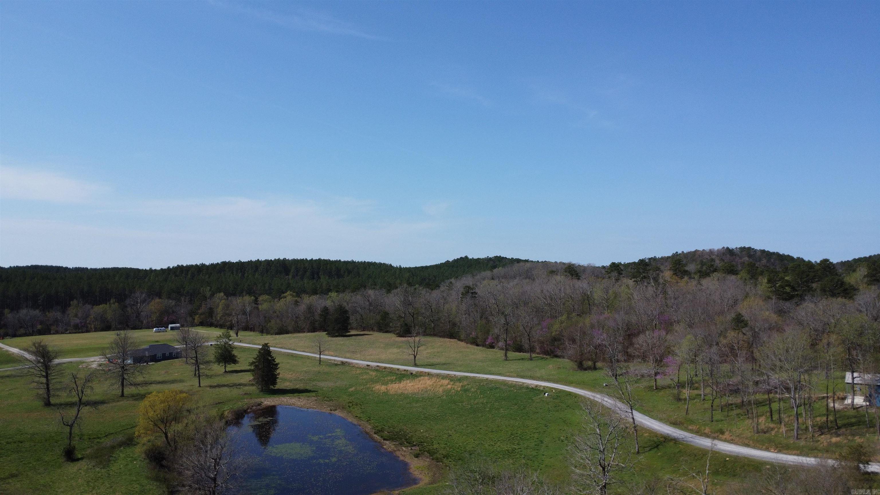 REVAS RETREAT - Land