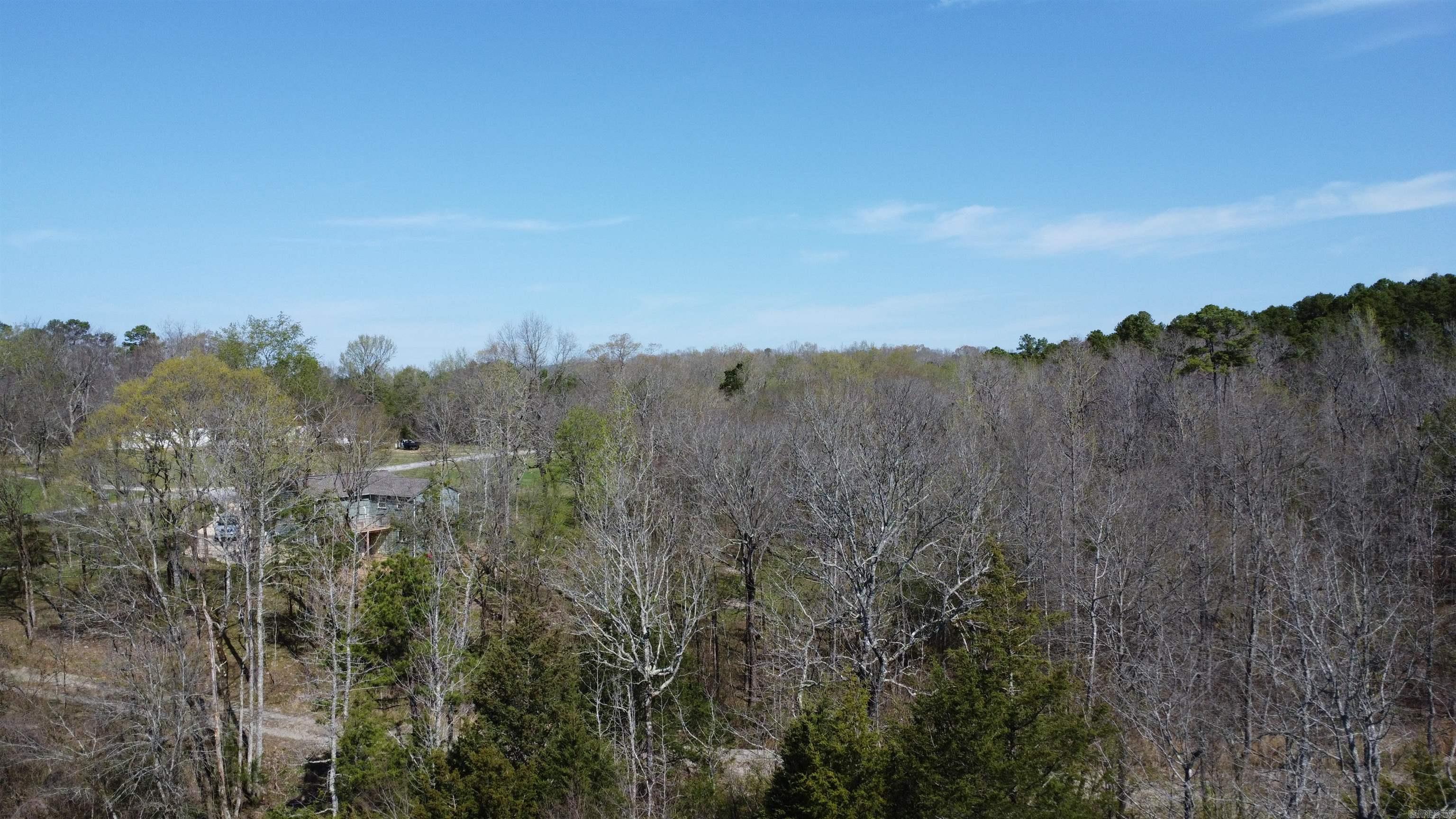 REVAS RETREAT - Land