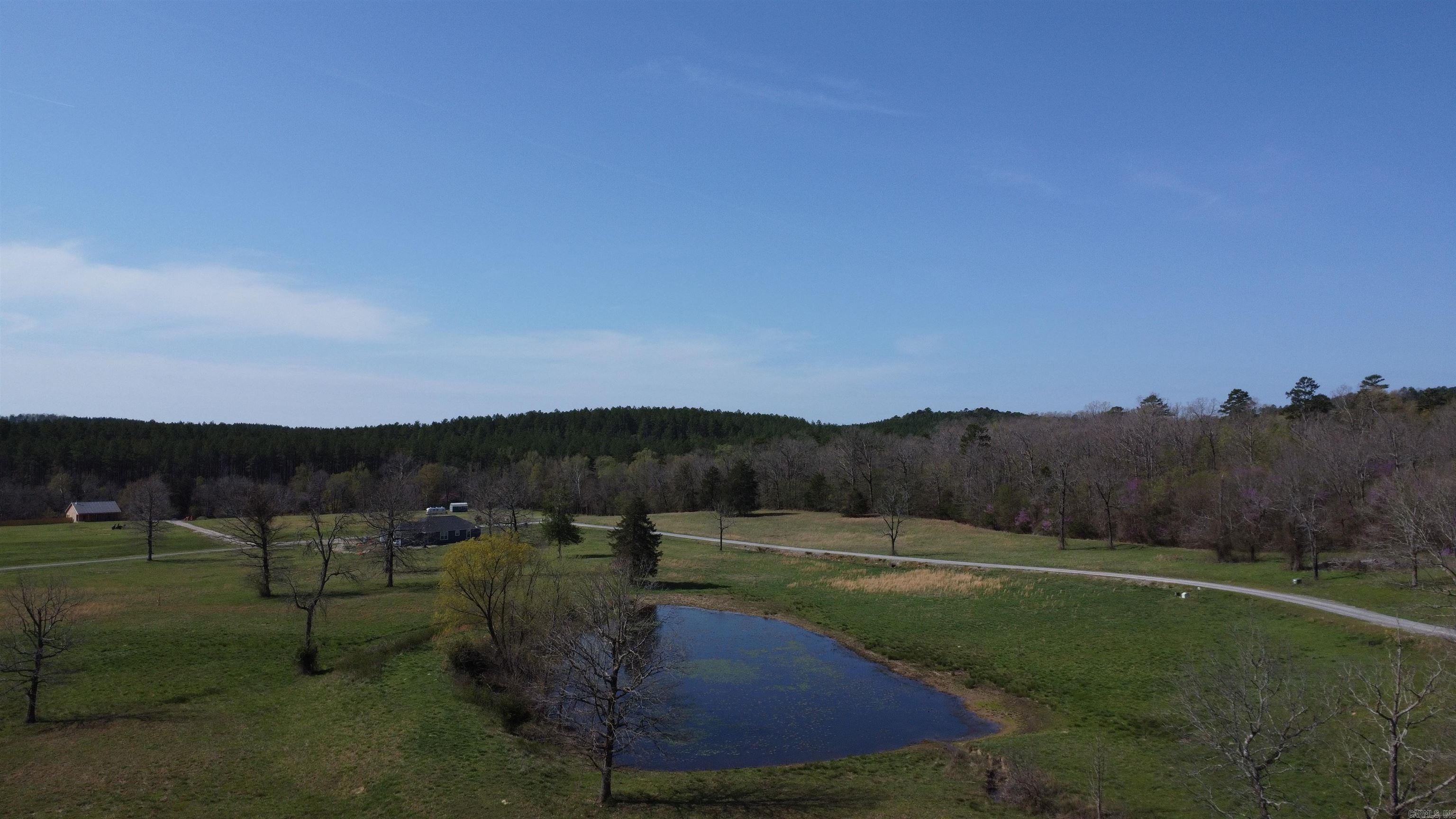 REVAS RETREAT - Land