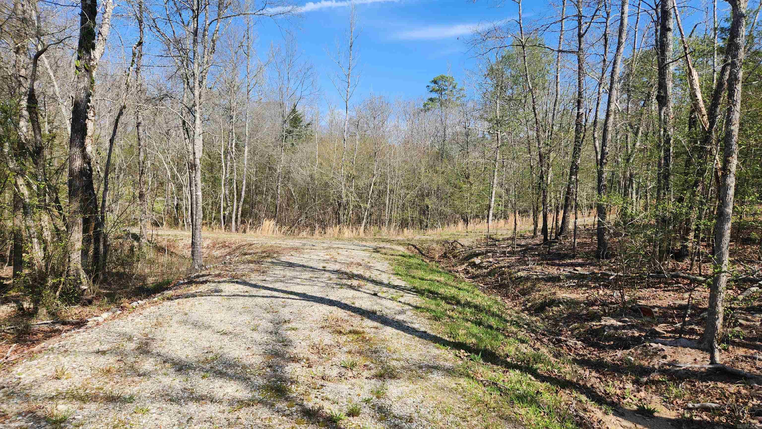 REVAS RETREAT - Land