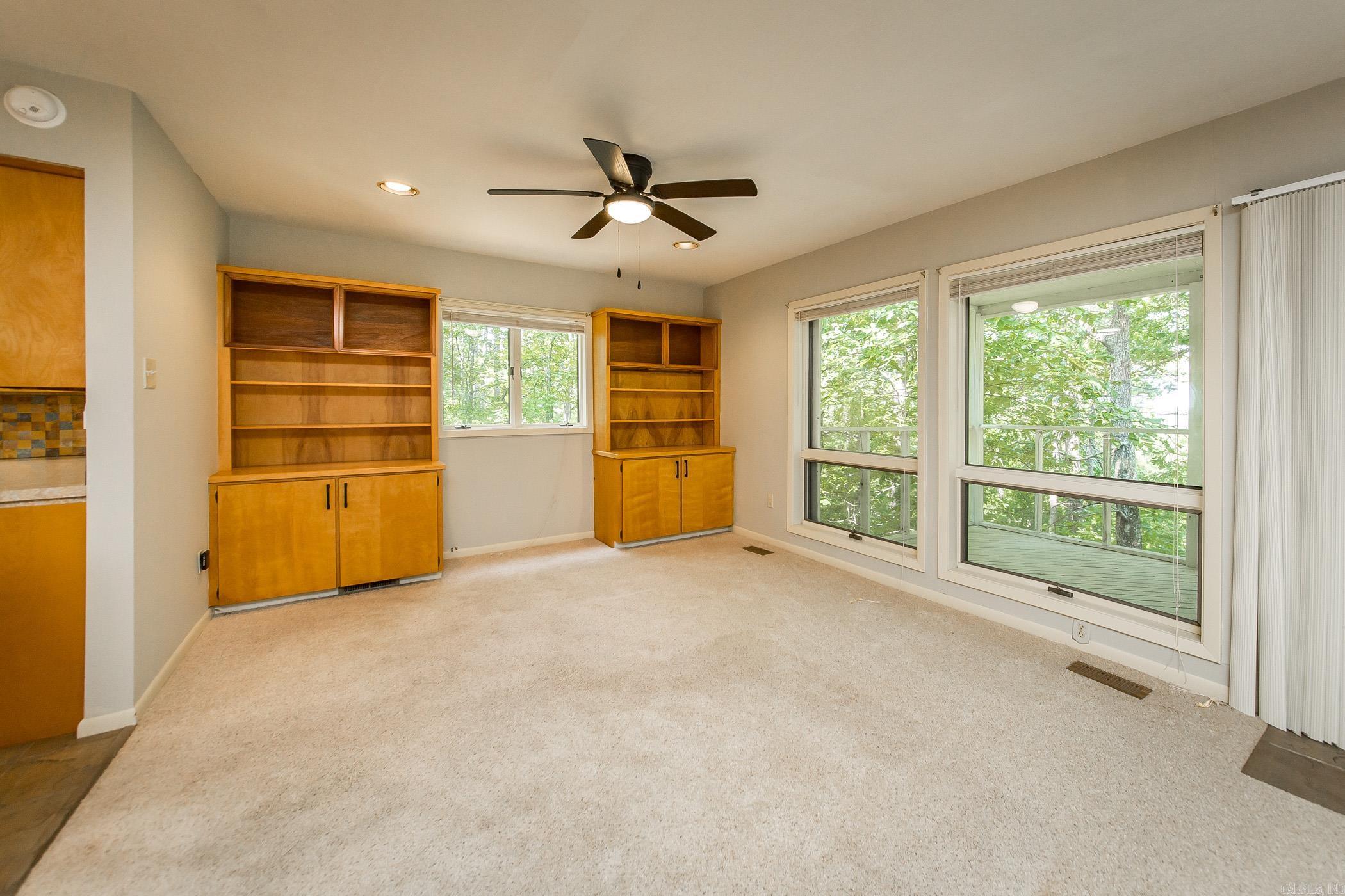 INDIAN HILLS - Residential