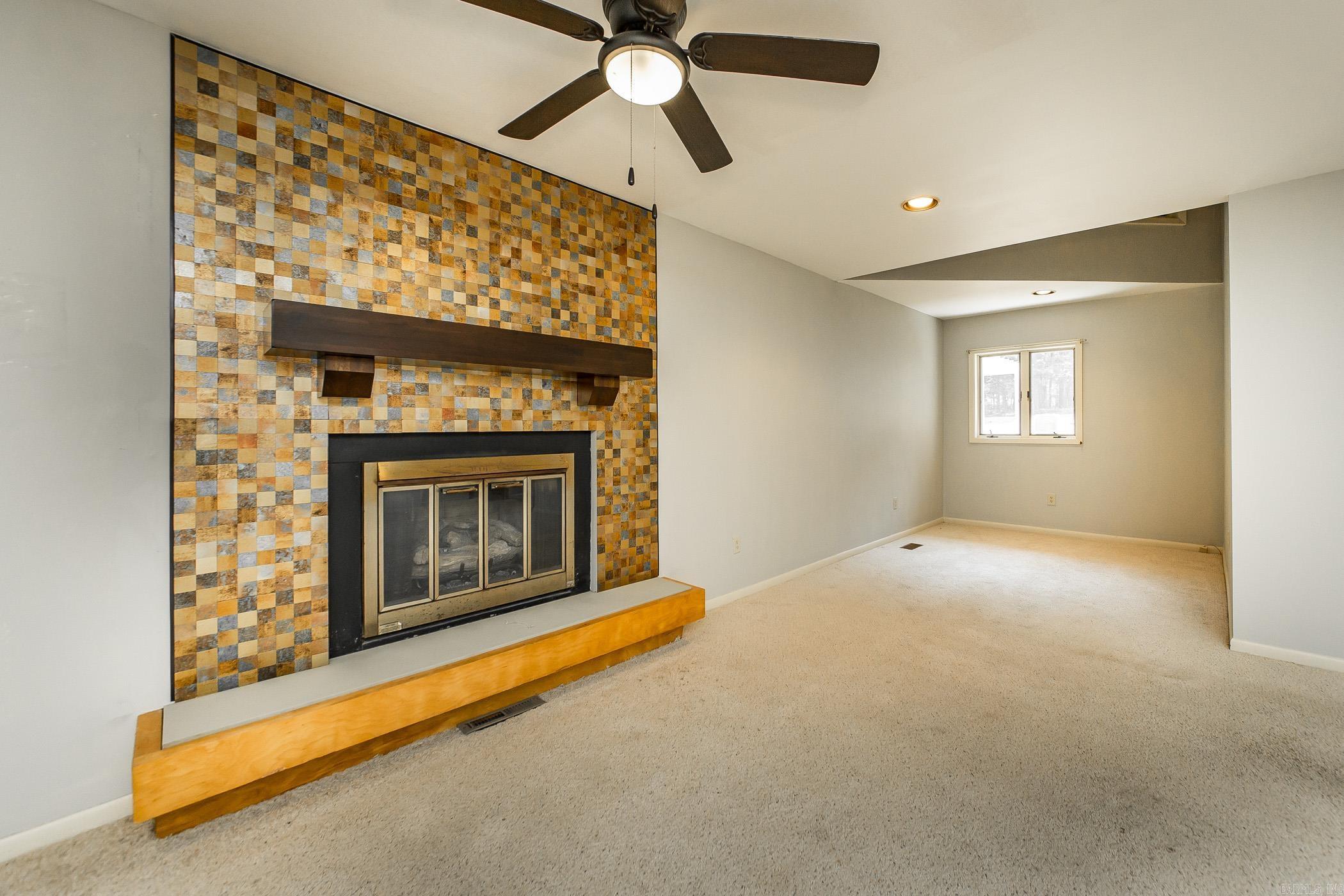 INDIAN HILLS - Residential