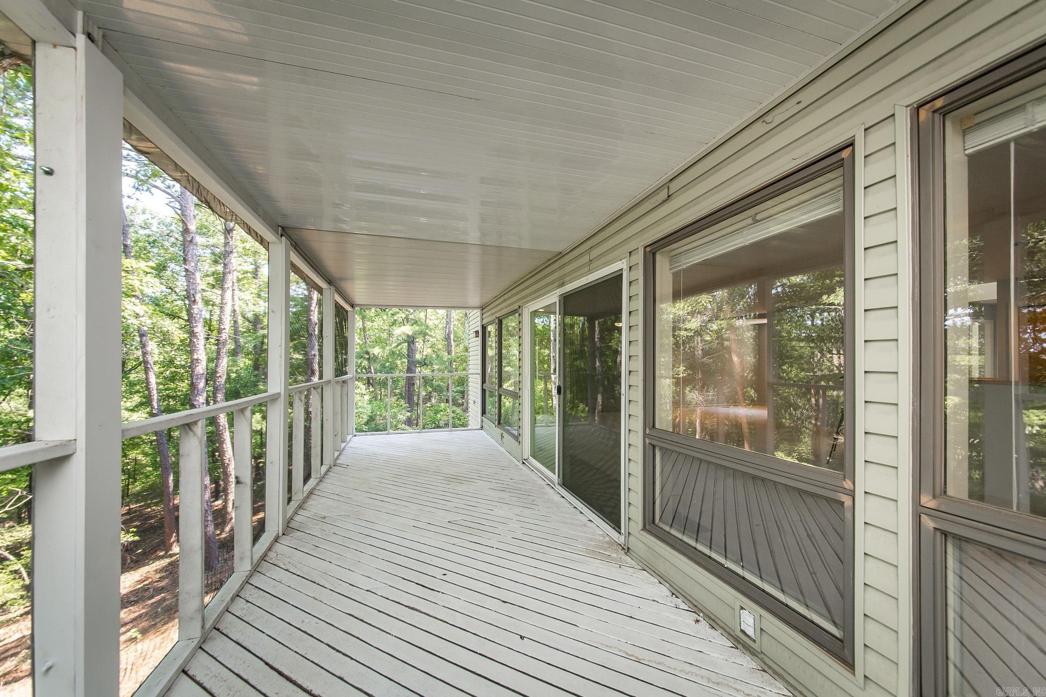 INDIAN HILLS - Residential