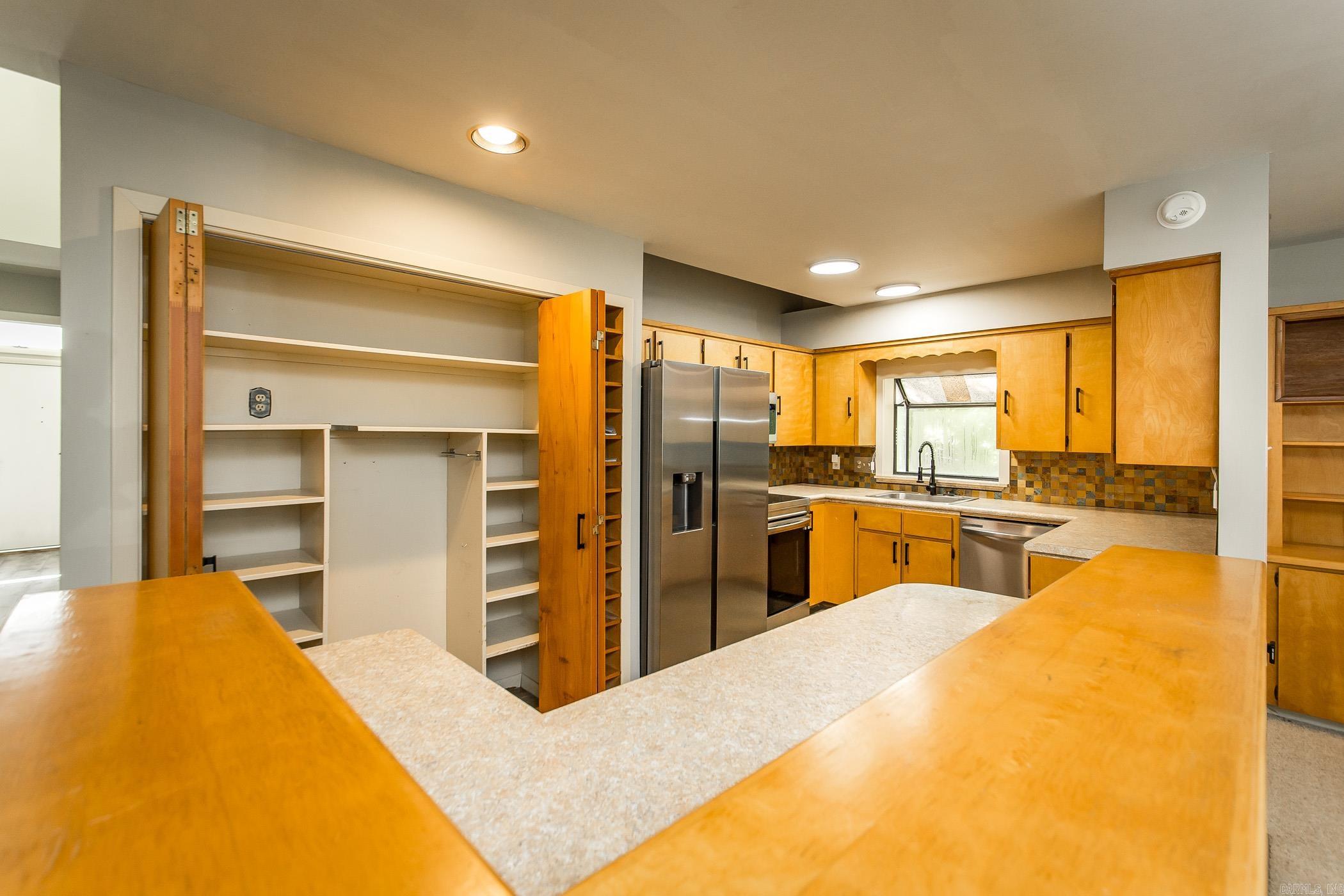 INDIAN HILLS - Residential