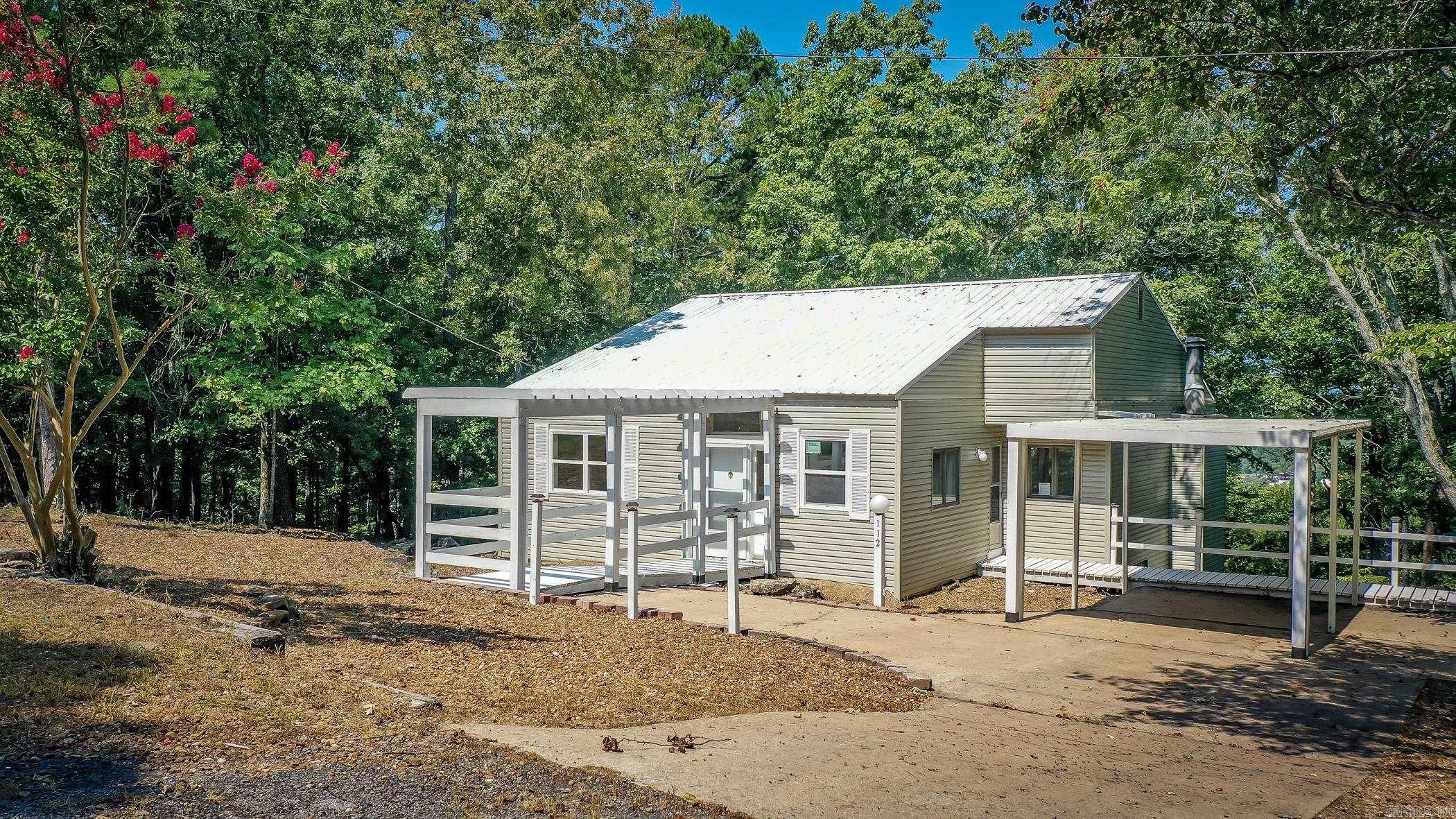 INDIAN HILLS - Residential