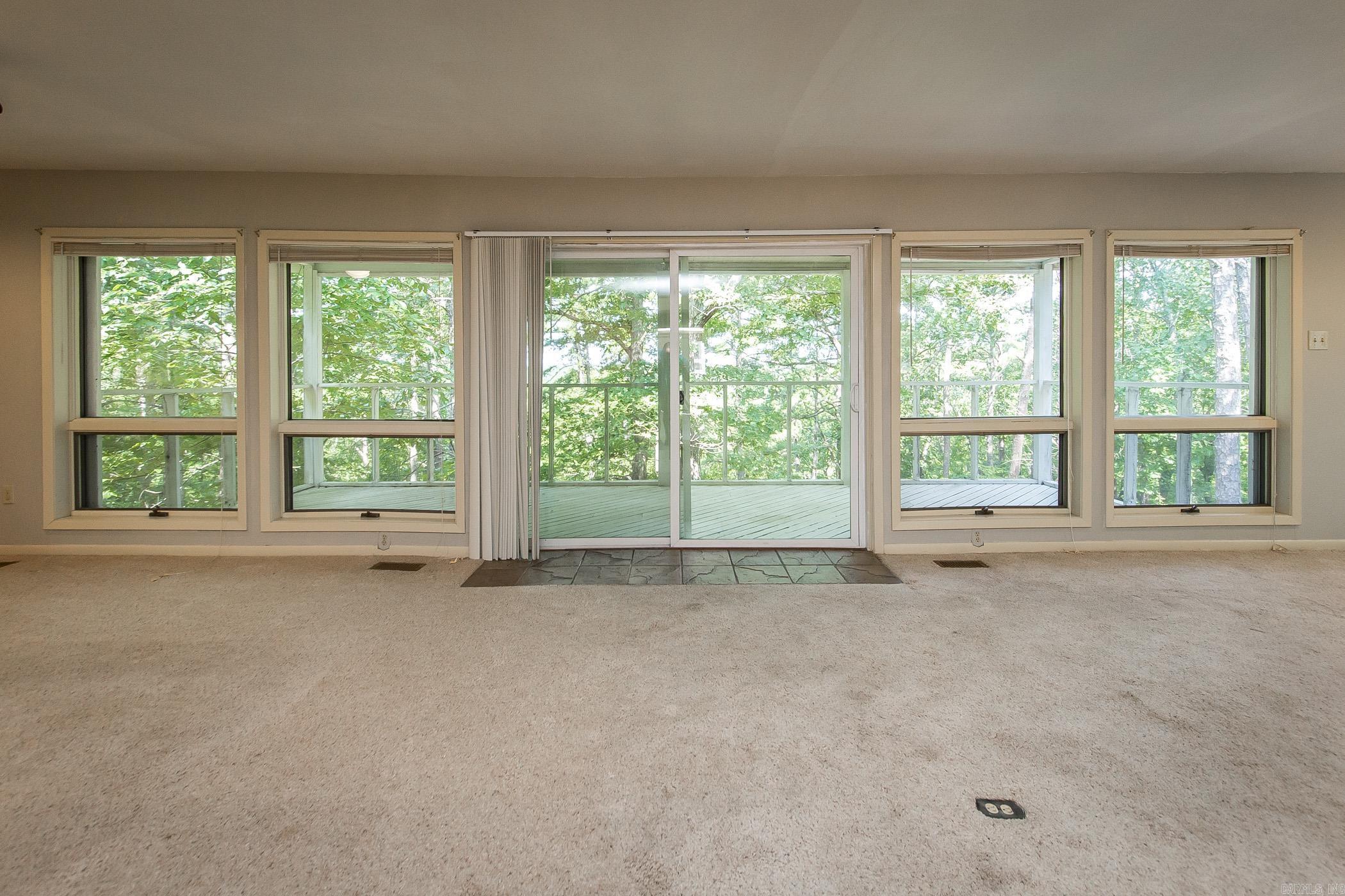 INDIAN HILLS - Residential