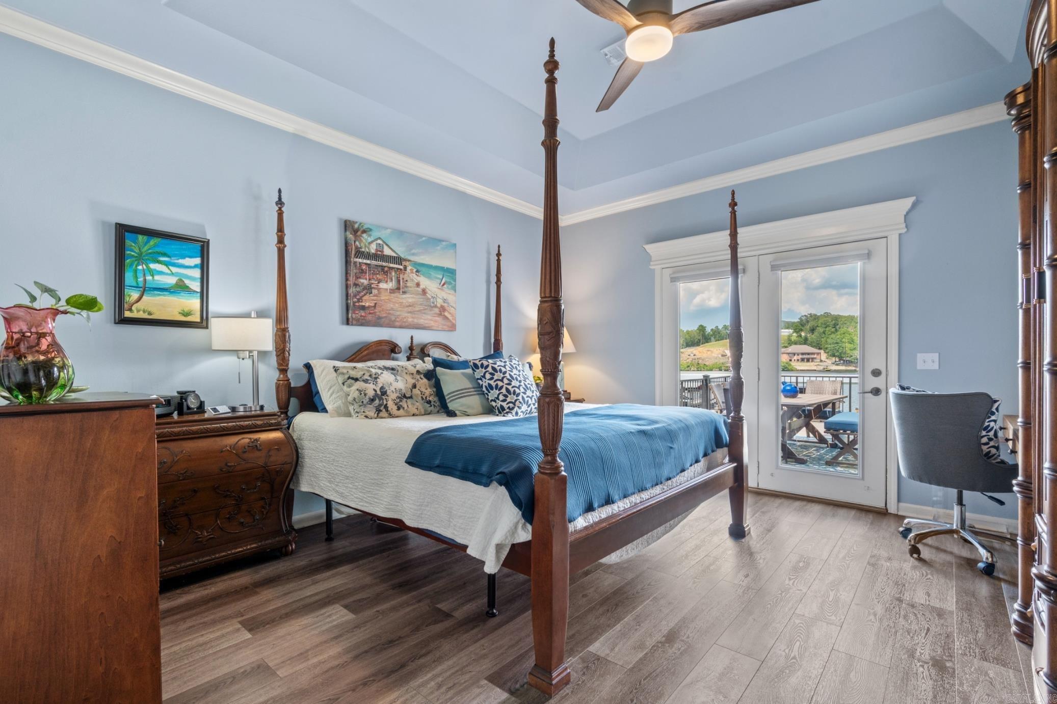 MAJESTIC LAKE VILLAGE TOWNHOMES - Residential