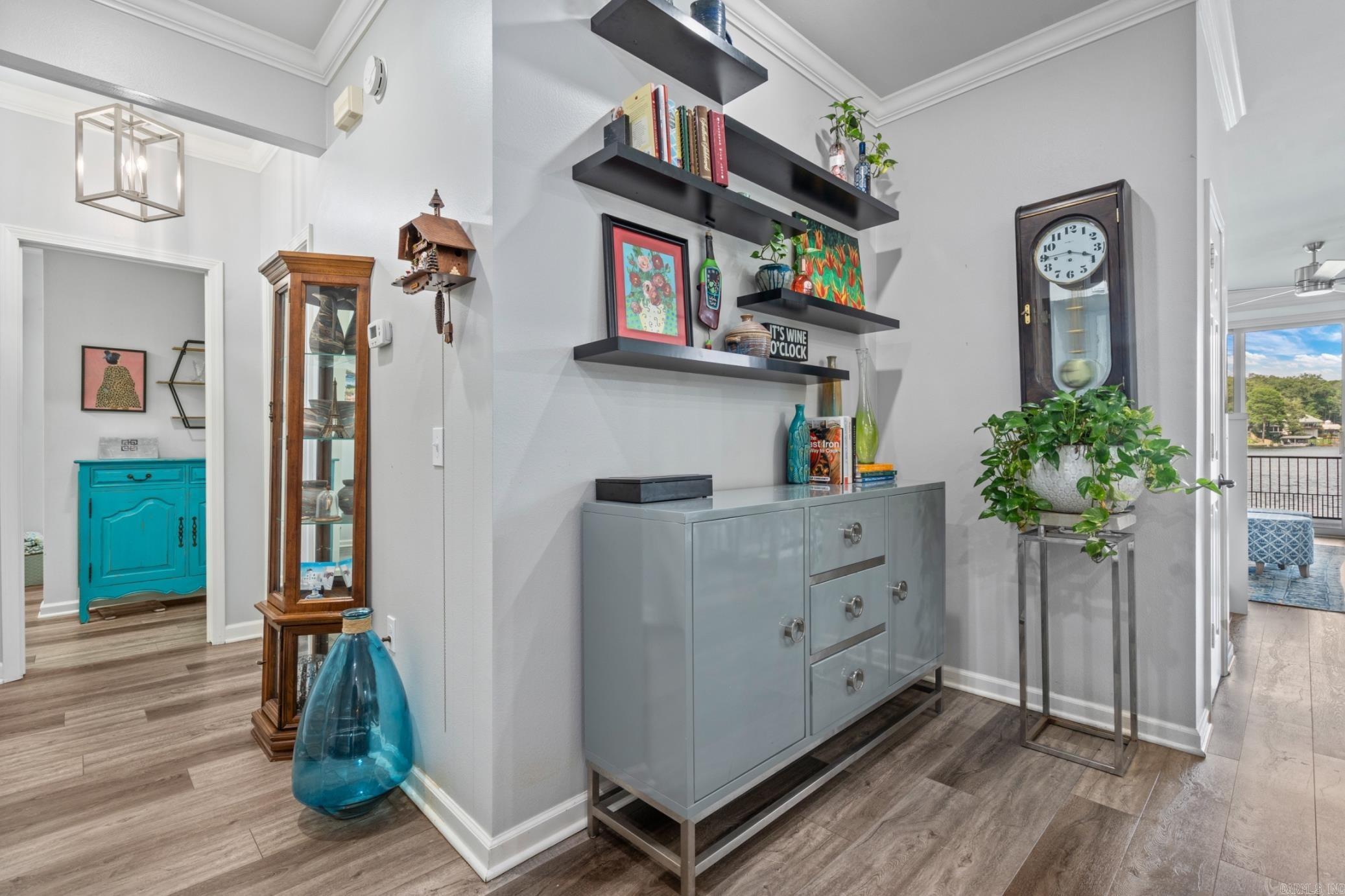 MAJESTIC LAKE VILLAGE TOWNHOMES - Residential