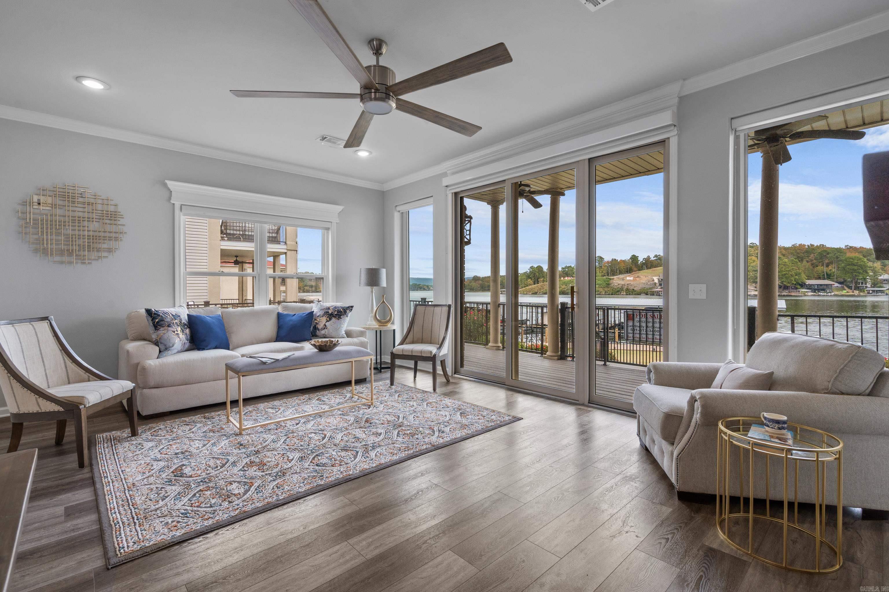 MAJESTIC LAKE VILLAGE TOWNHOMES - Residential