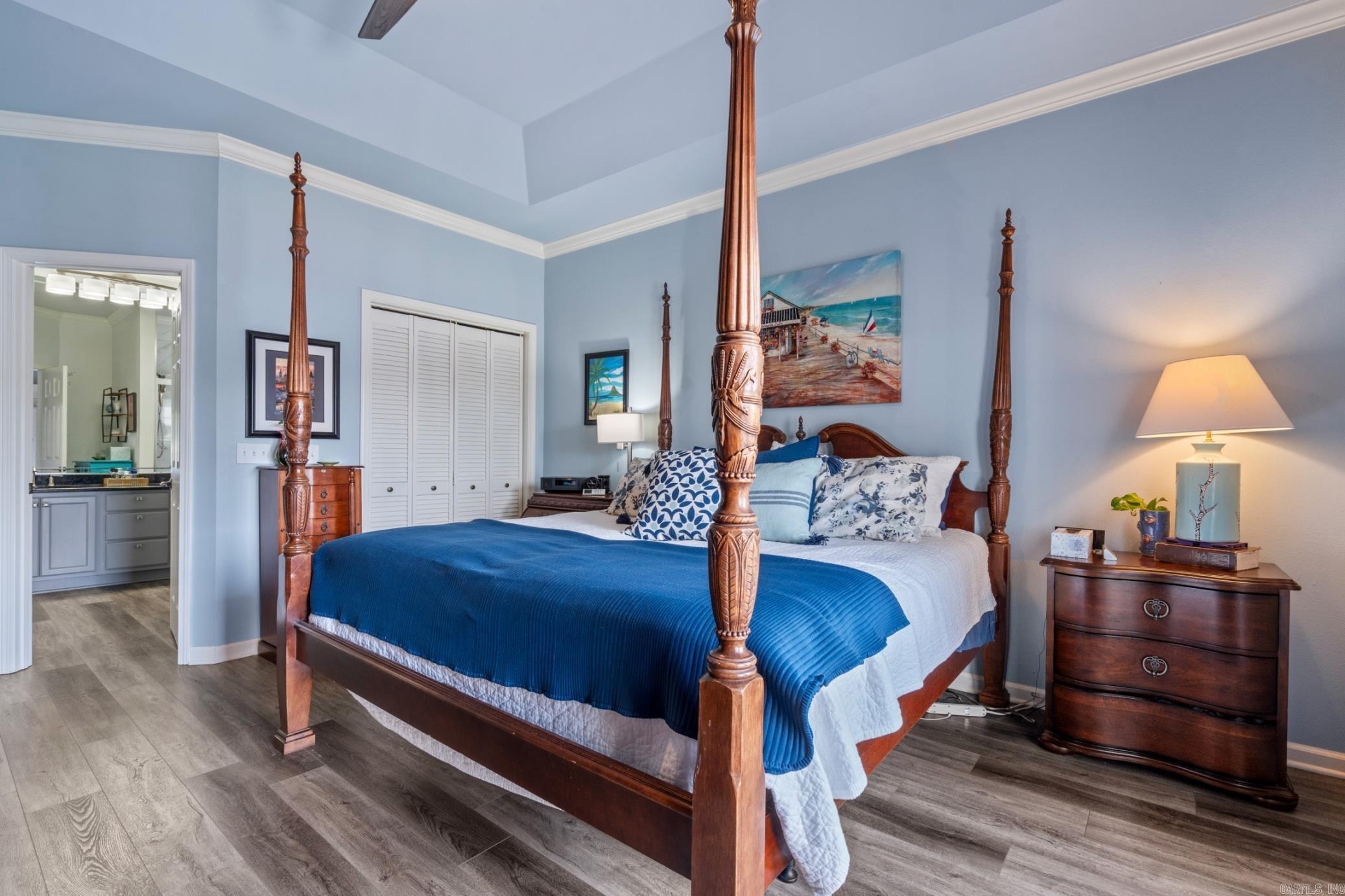 MAJESTIC LAKE VILLAGE TOWNHOMES - Residential