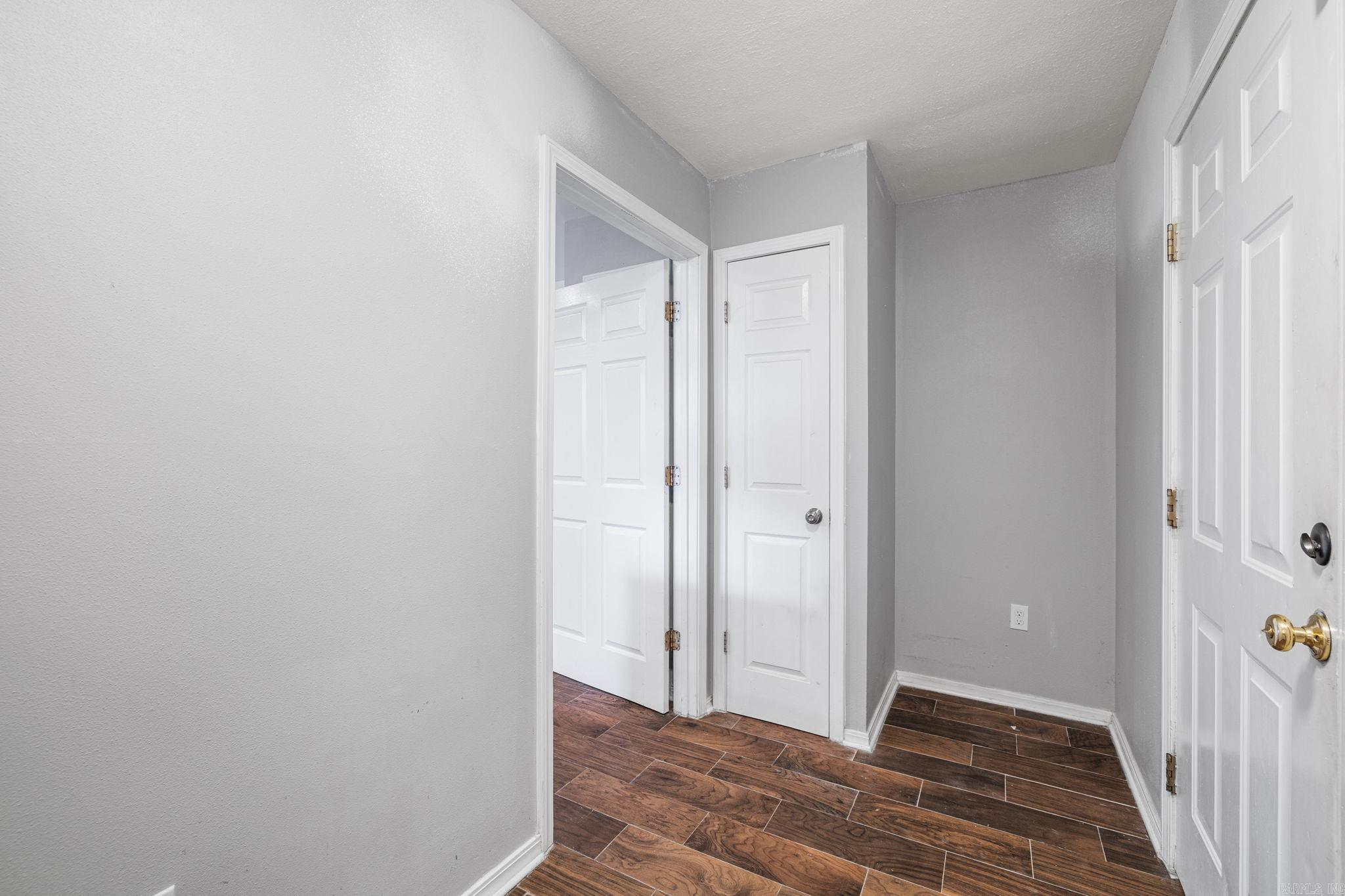 SADDLETOP - Residential