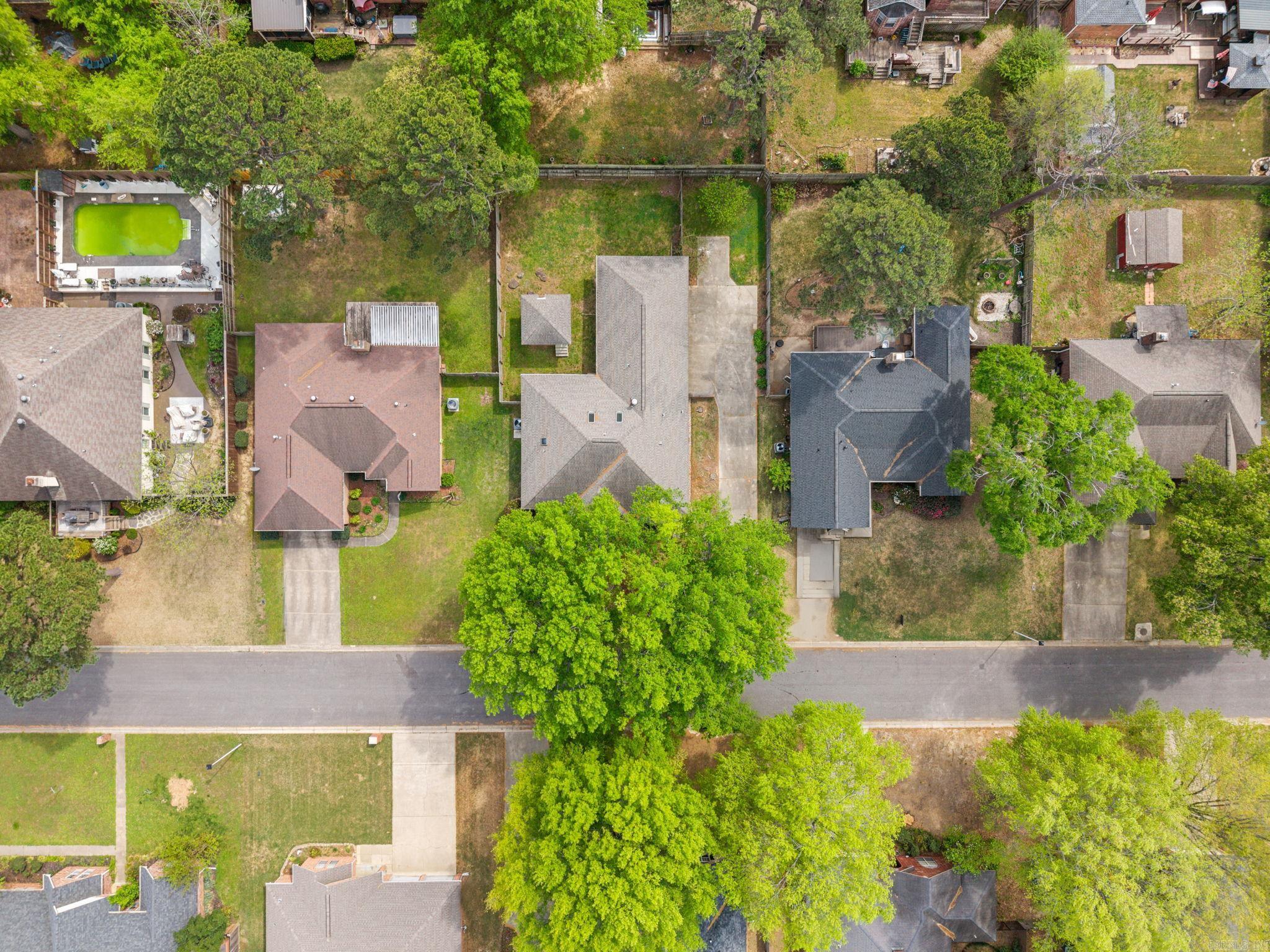 SADDLETOP - Residential