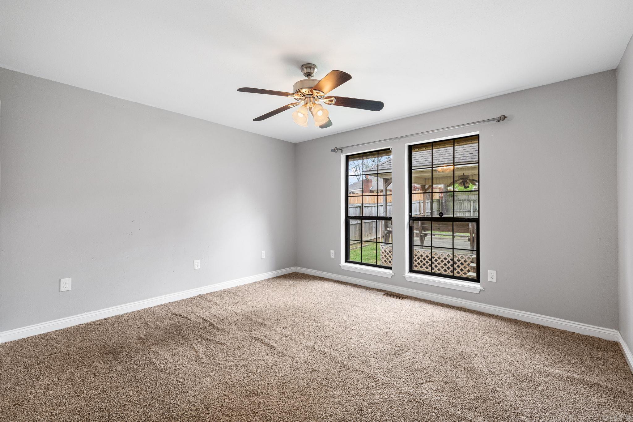 SADDLETOP - Residential