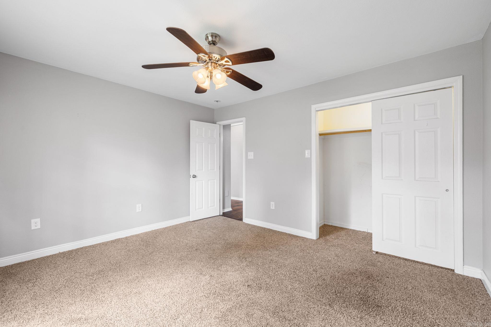 SADDLETOP - Residential