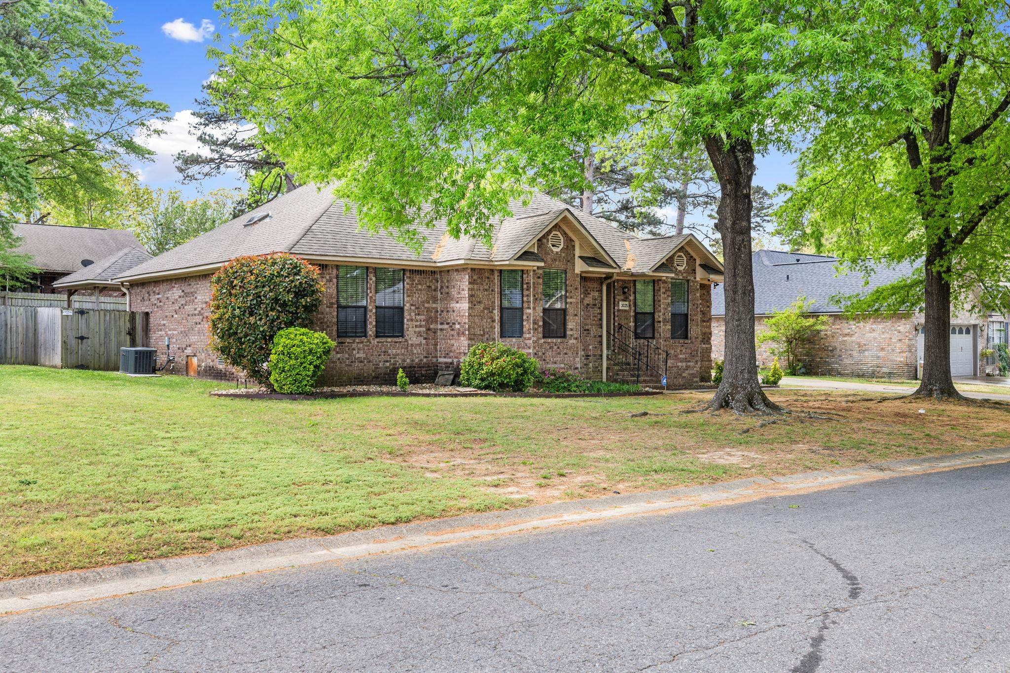 SADDLETOP - Residential