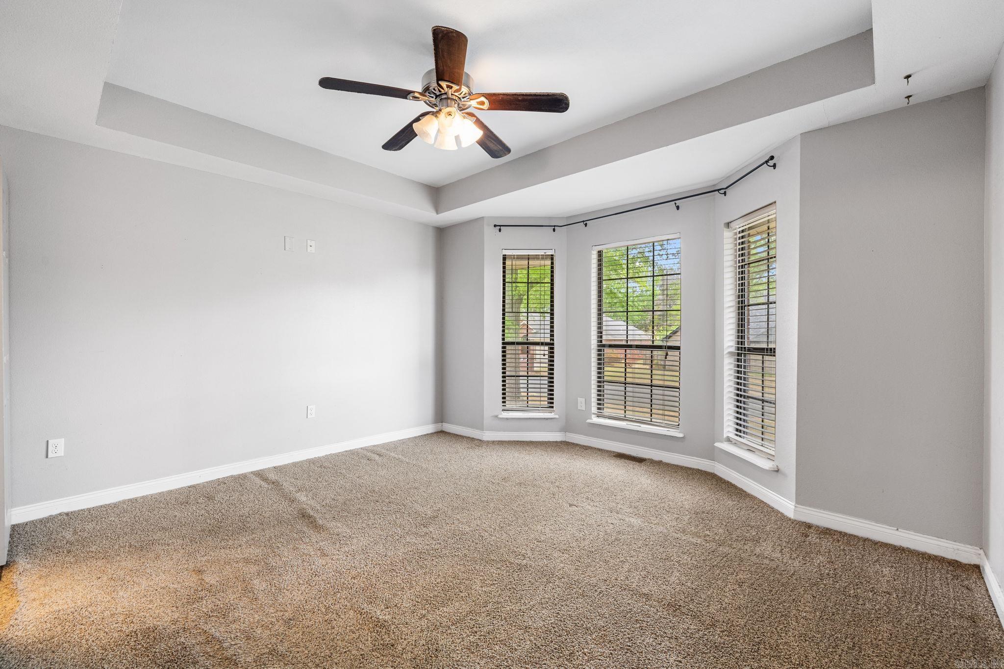 SADDLETOP - Residential