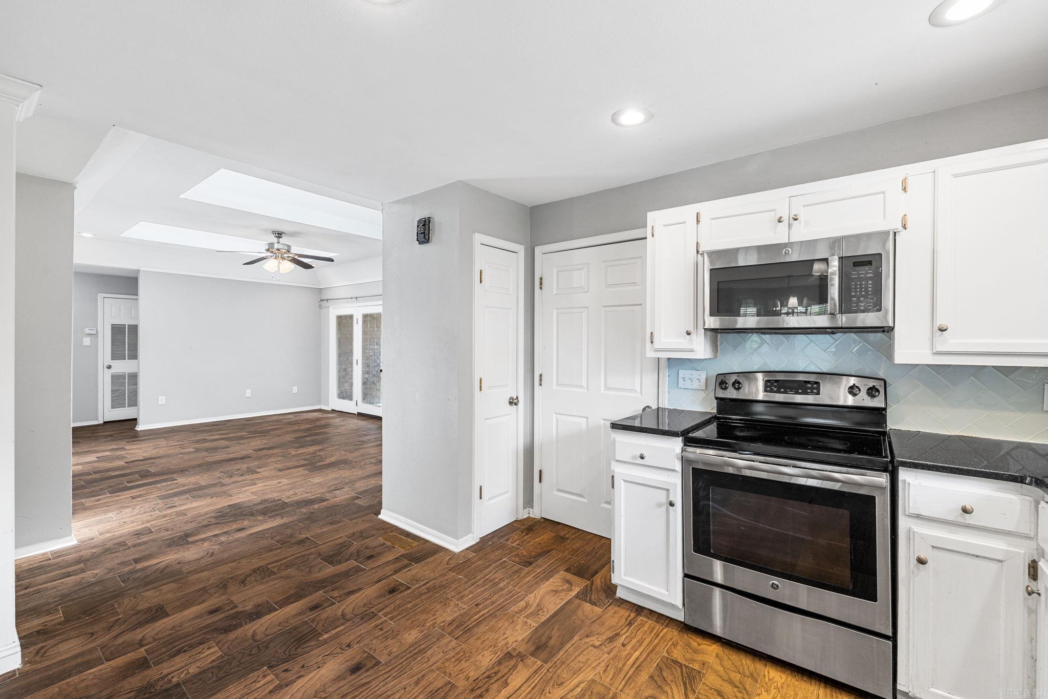 SADDLETOP - Residential