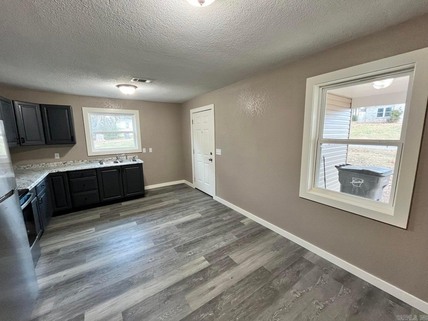 Western - Residential