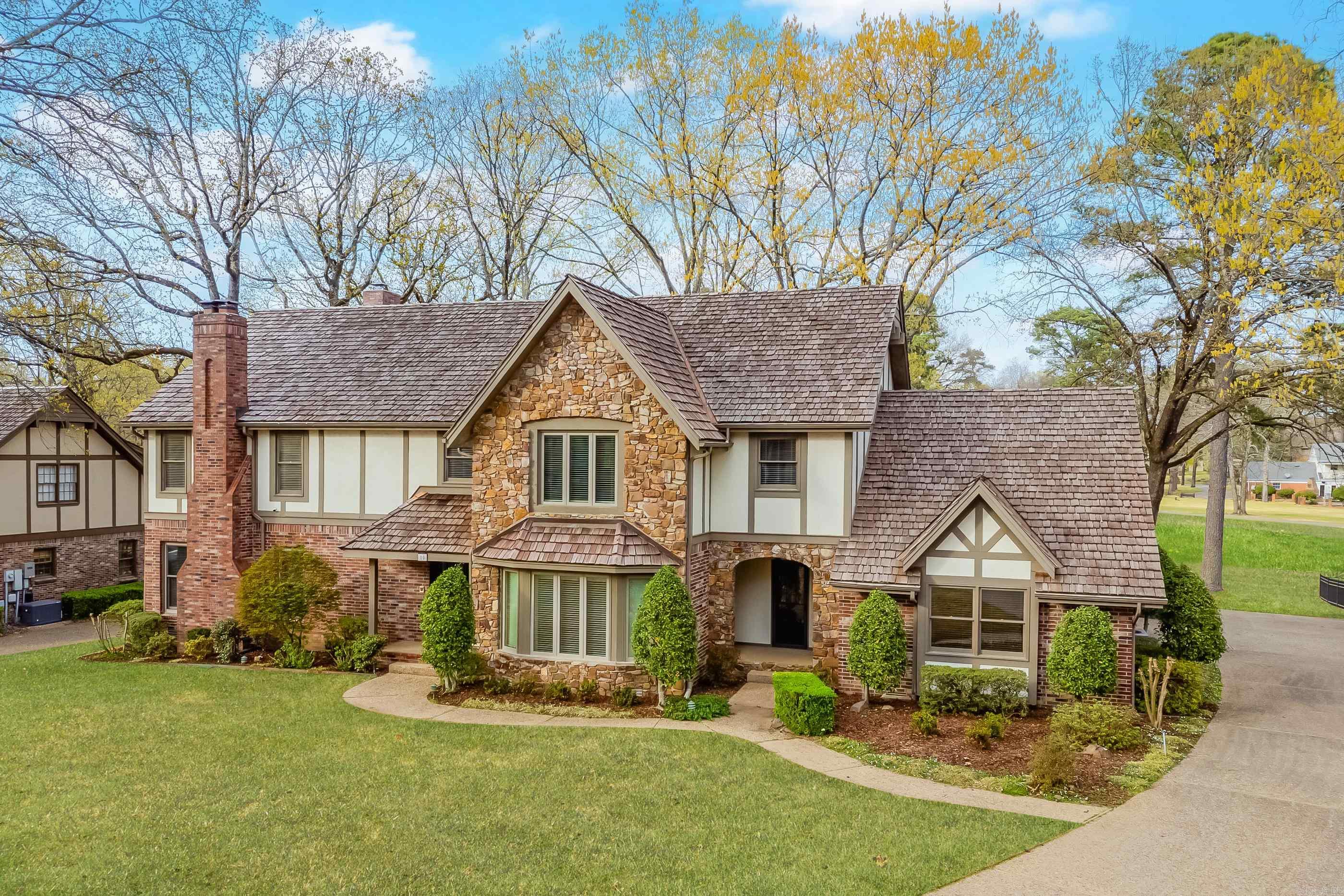 PLEASANT VALLEY - Residential