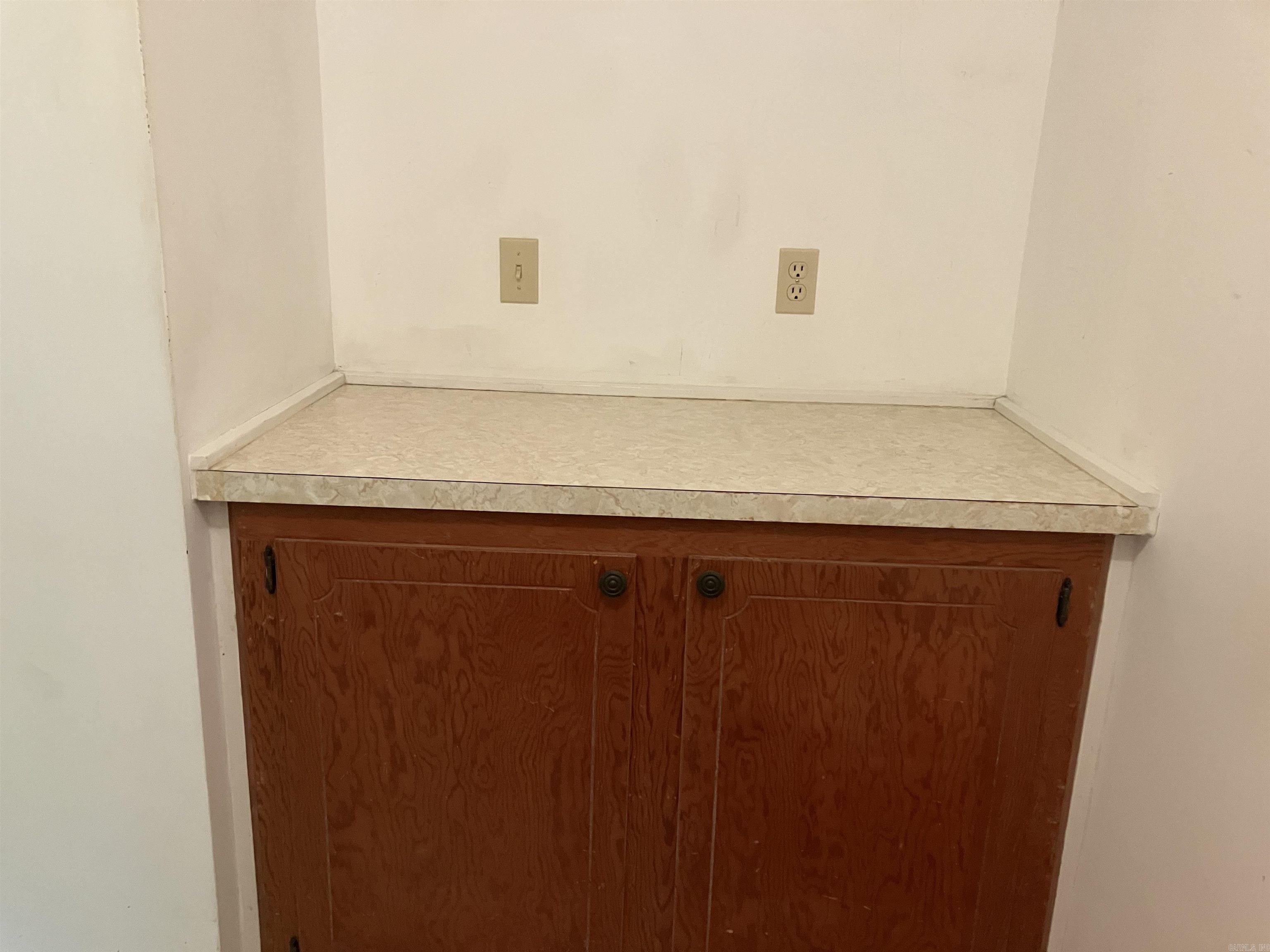 PENCIL BLUFF - Residential