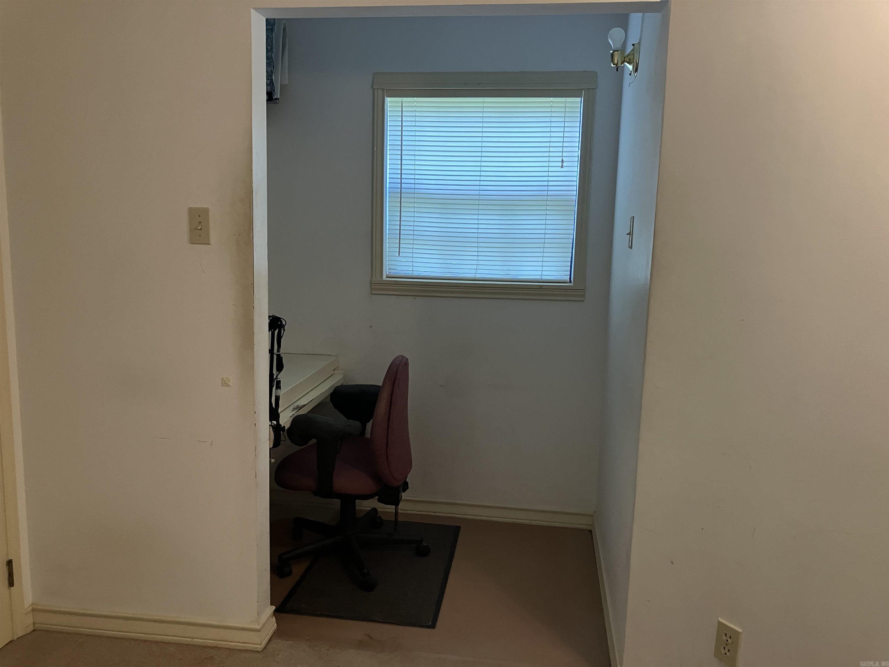 PENCIL BLUFF - Residential