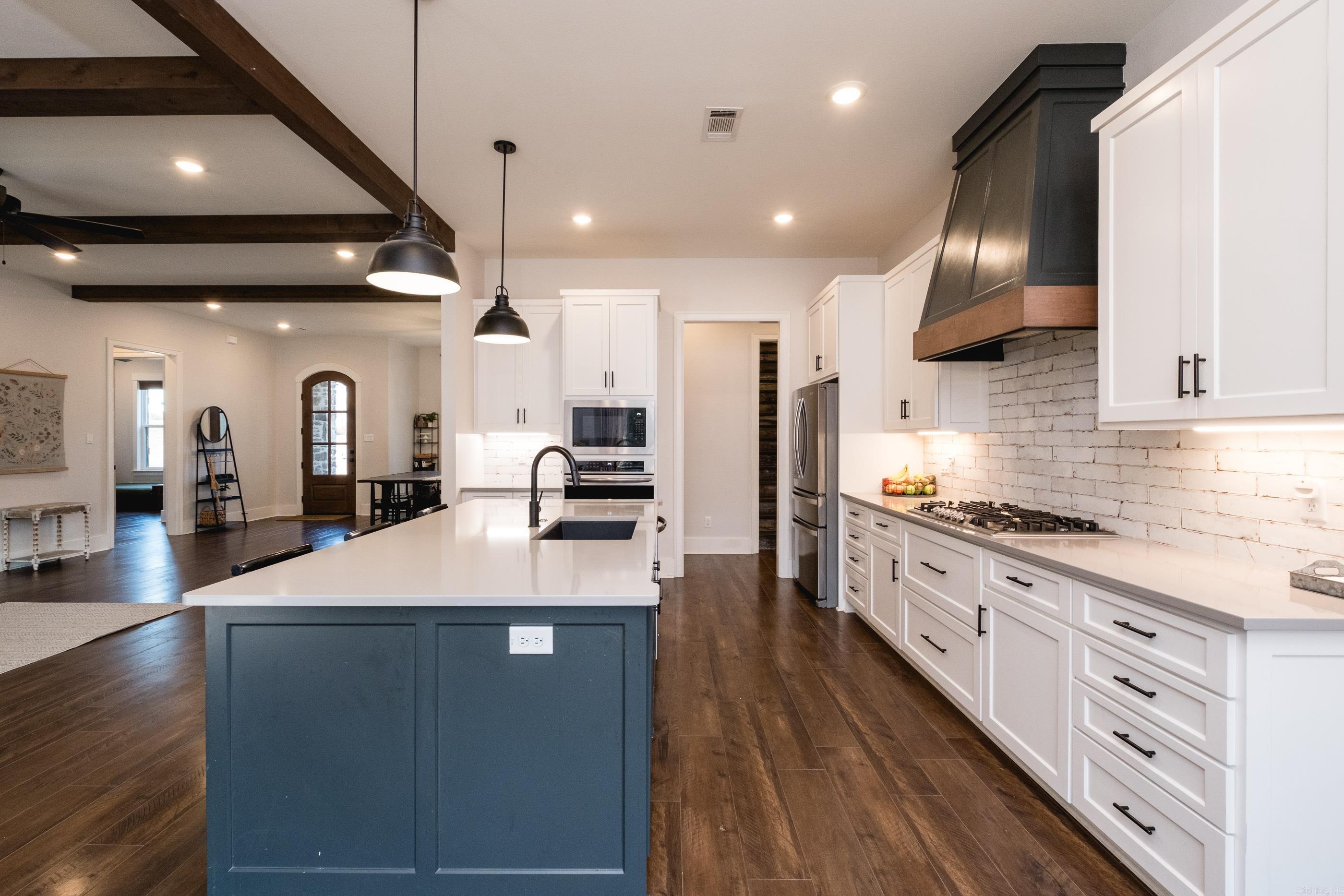 SALT CREEK ESTATES - Residential