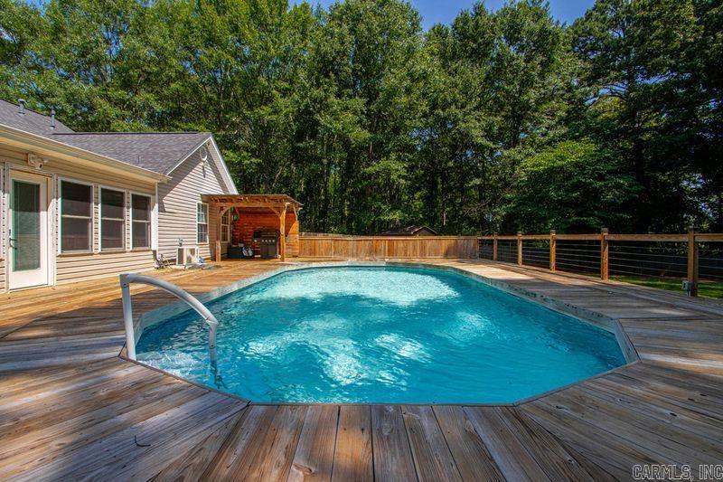 MEADOW RIDGE - Residential