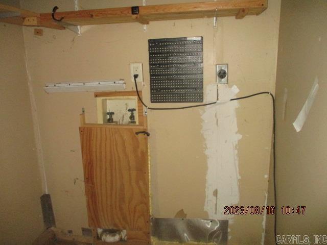 RICHARDS & MCCAFFERTY - Residential