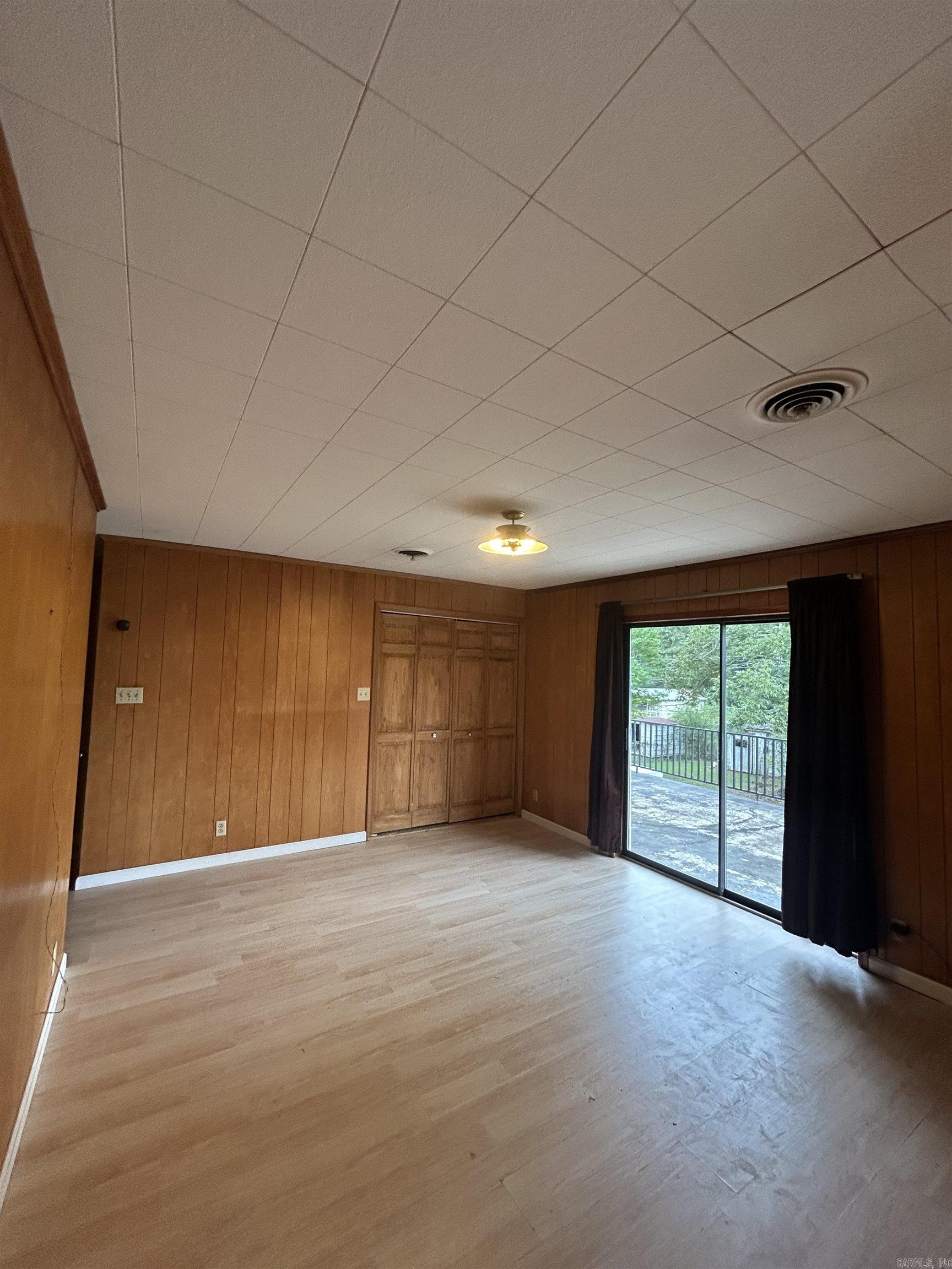 WEST WOODS - Residential