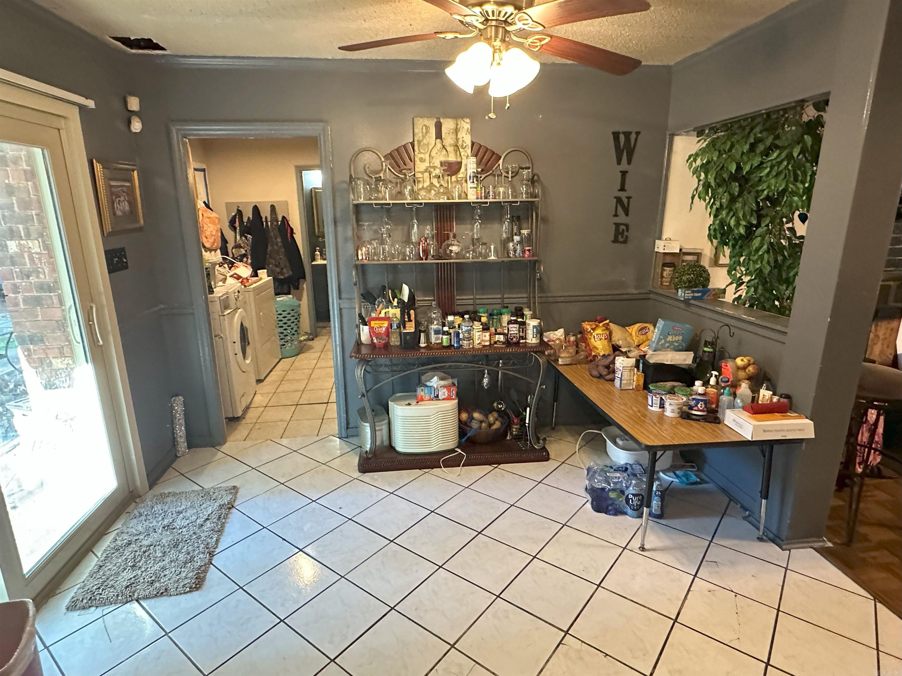 ALLENDALE MANOR - Residential