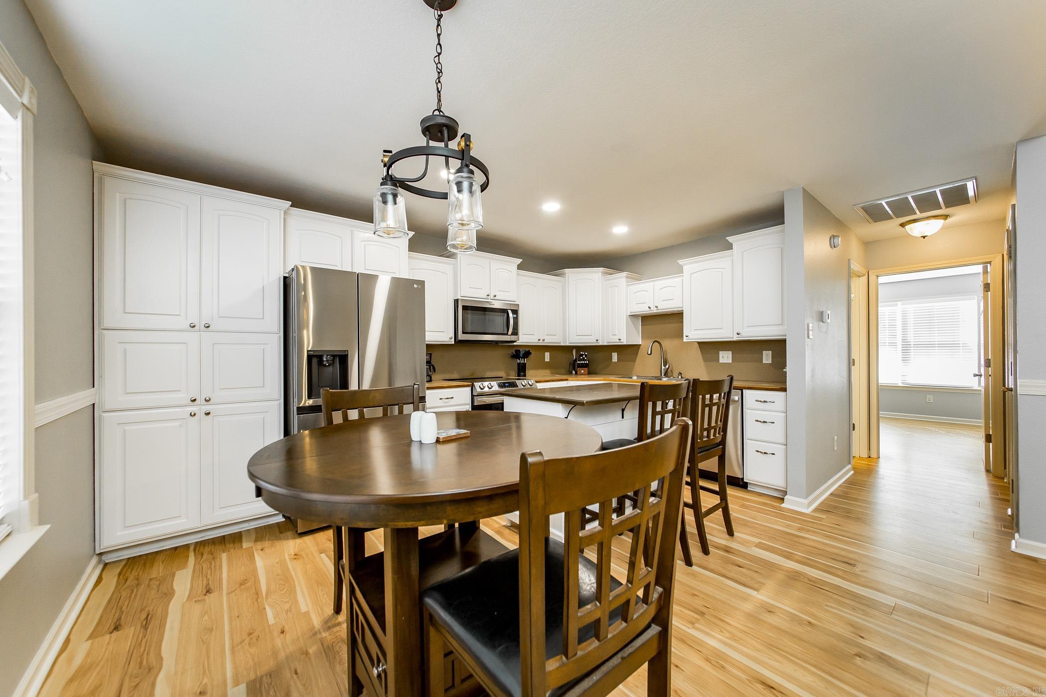 WEATHERING HEIGHTS - Residential