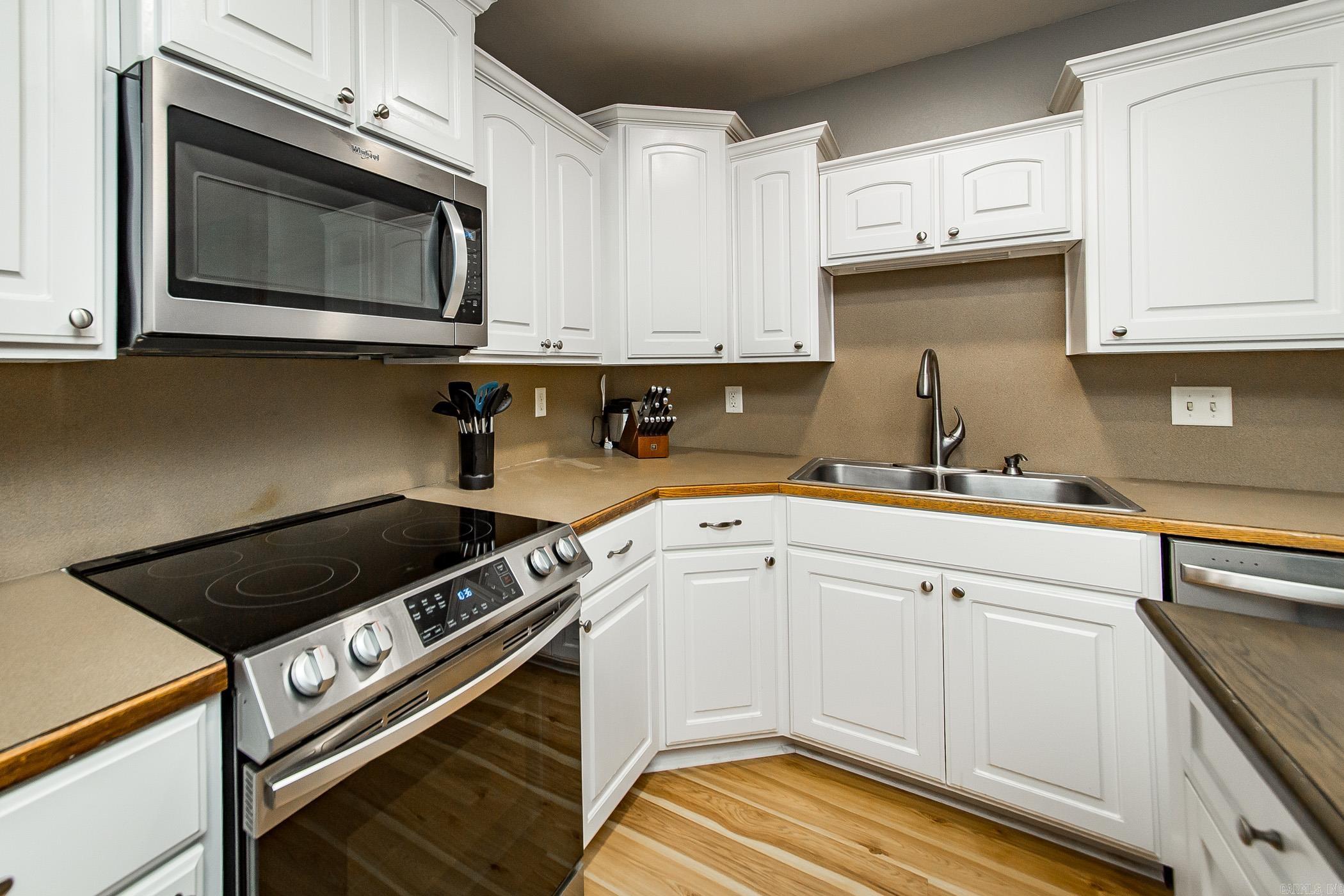 WEATHERING HEIGHTS - Residential