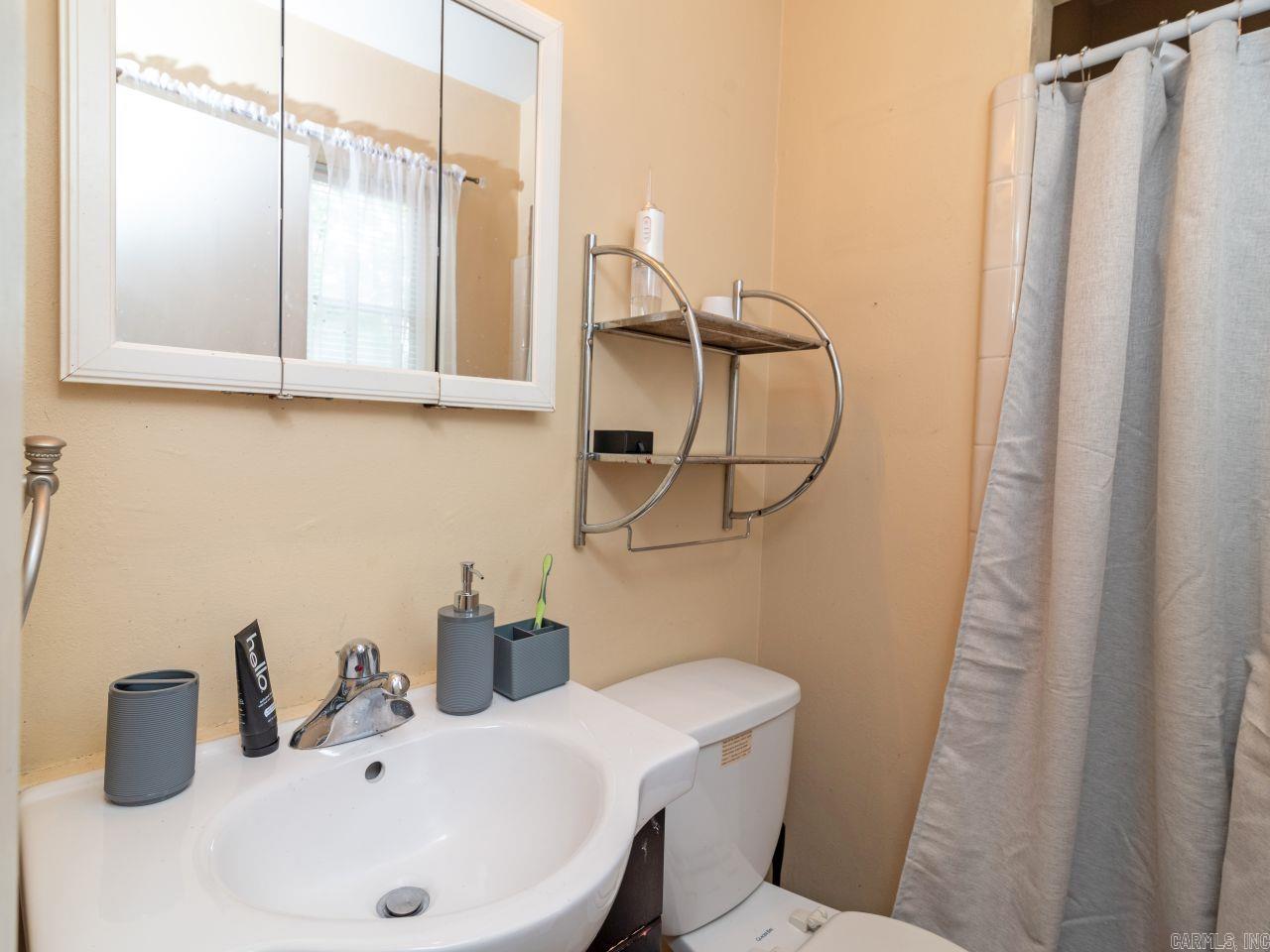 PLYMOUTH PARK - Residential