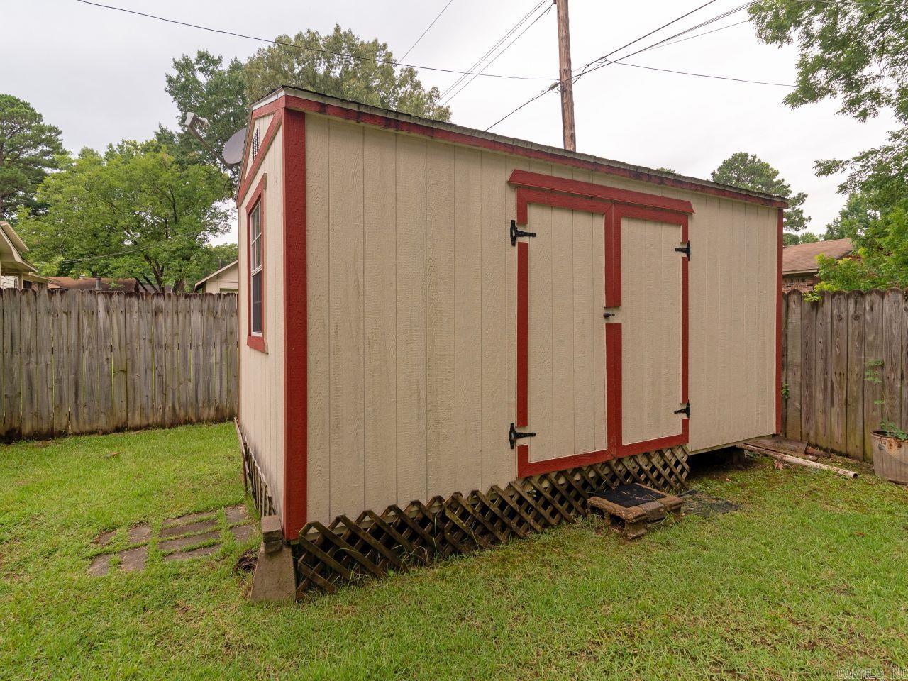 PLYMOUTH PARK - Residential