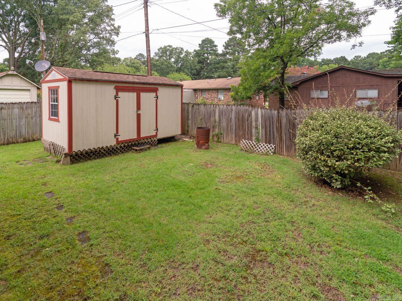 PLYMOUTH PARK - Residential